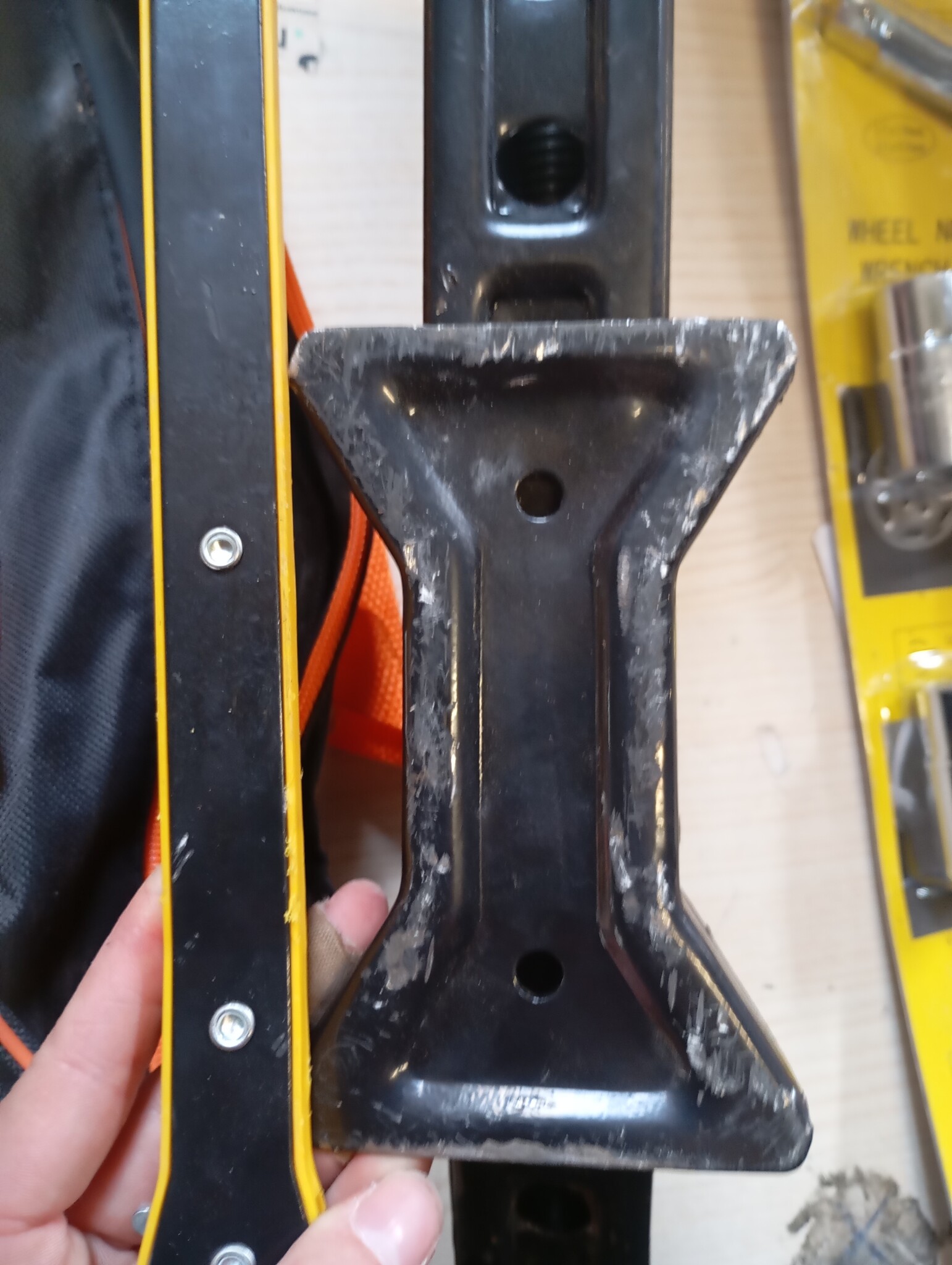 AMVIA Autokrik Schaar Krik 1.5 Ton (3.300 lbs) met Bandenwissel Set - Universeel en Compact