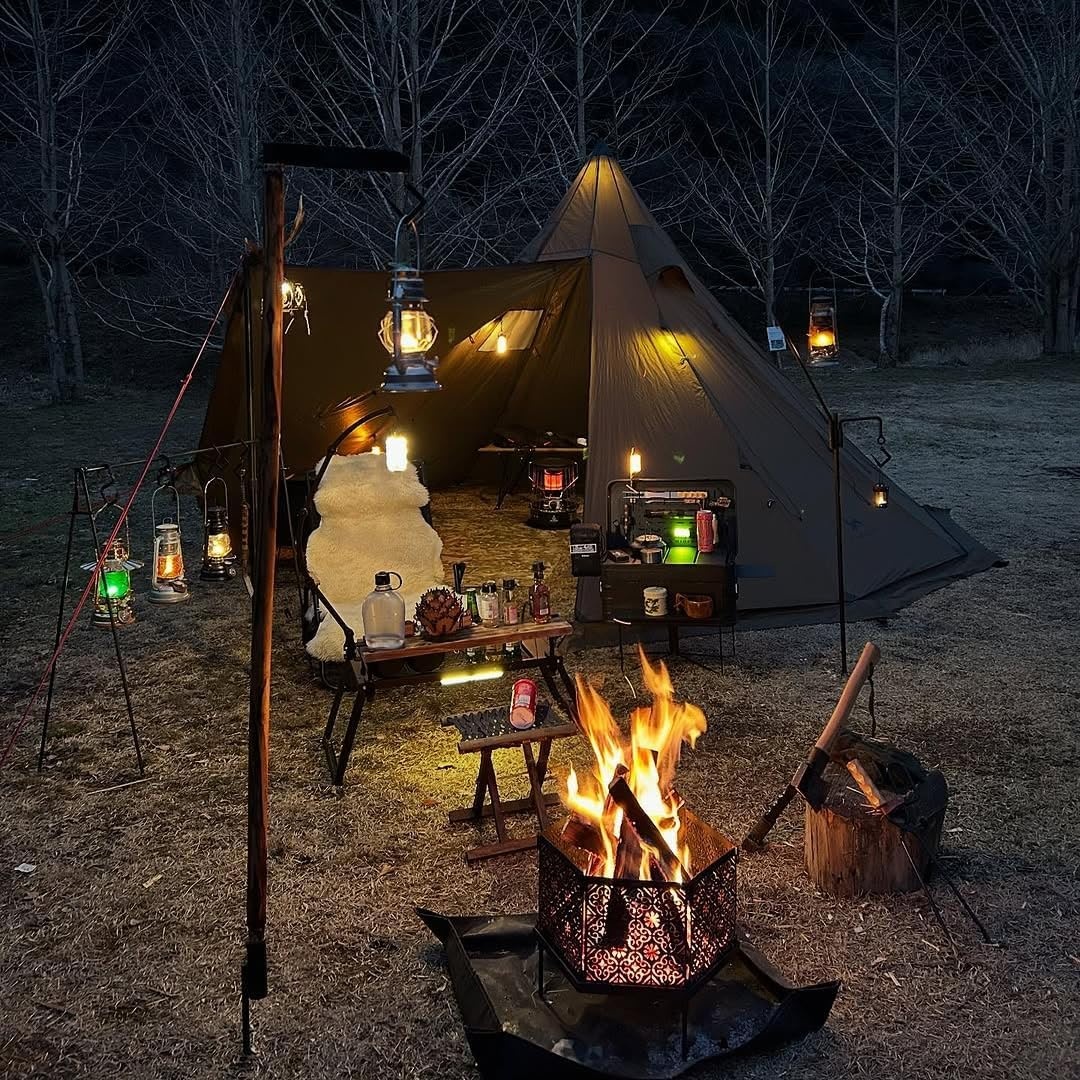TOMOUNT Tipi, nylon indianentent, hoge noktent voor 6 personen, piramidetent met ovengat voor tentkachel 4 jaar, campingtent voor outdoor, kamperen, wandelen, trekking