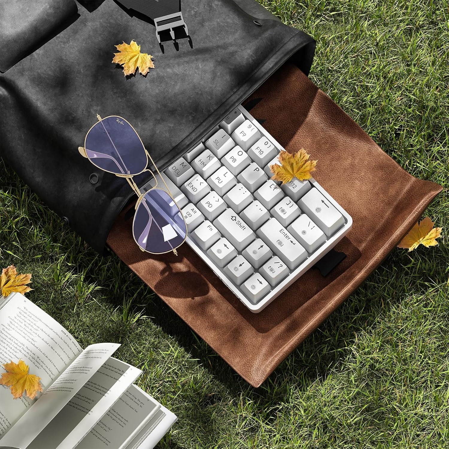 DIERYA DK63 Gaming Draadloos Toetsenbord,60% Mechanical Keyboard met Bluetooth/2,4G/Type C,Compact 63 Toetsen Linear Red Mechanisch Switch,Amerikaanse Lay-Out voor pc,Windows Mac,Wit