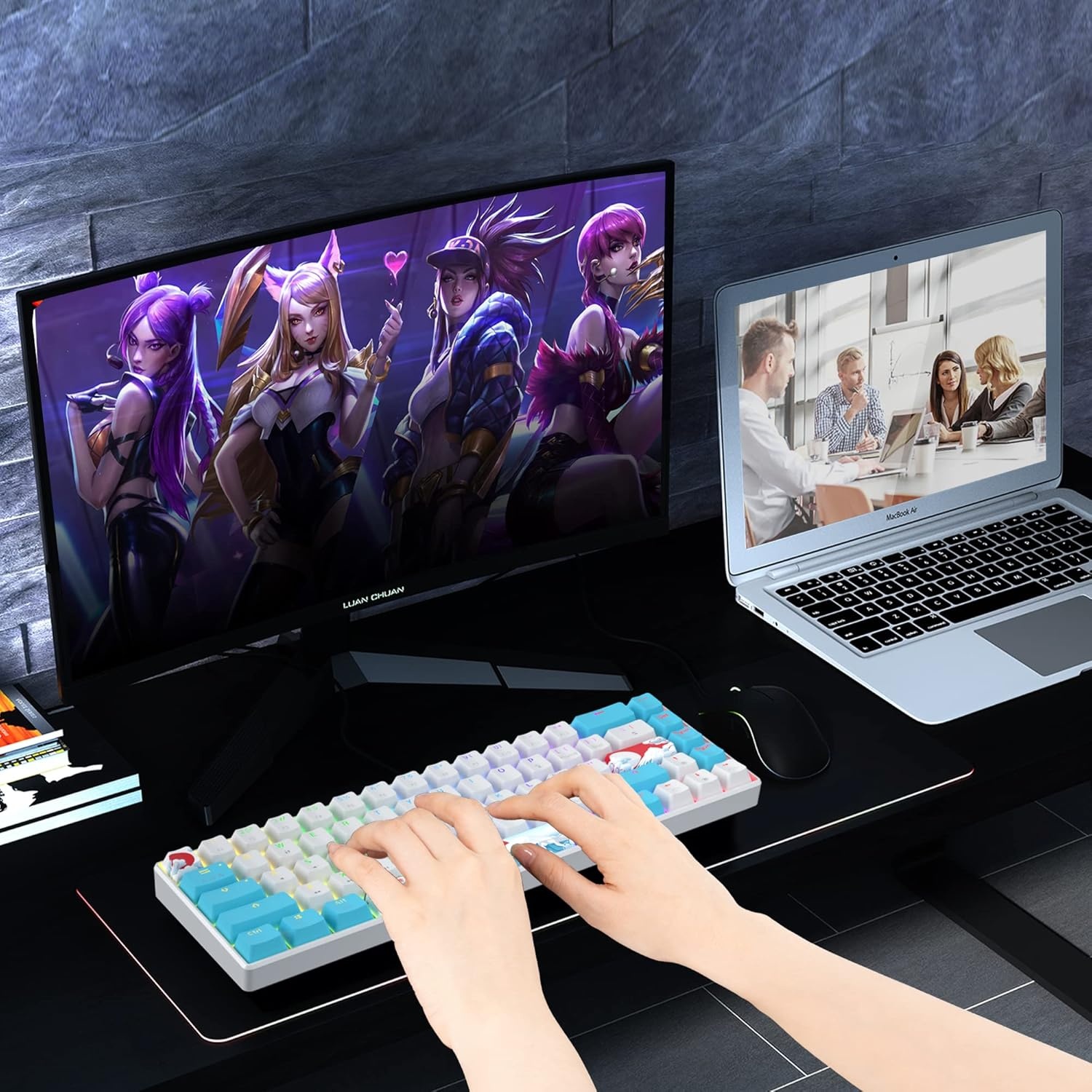 SOLIDEE 65% Compacte Mechanische Gaming Toetsenbord QWERTY met Rode Schakelaars en RGB Verlichting - Zeeblauw