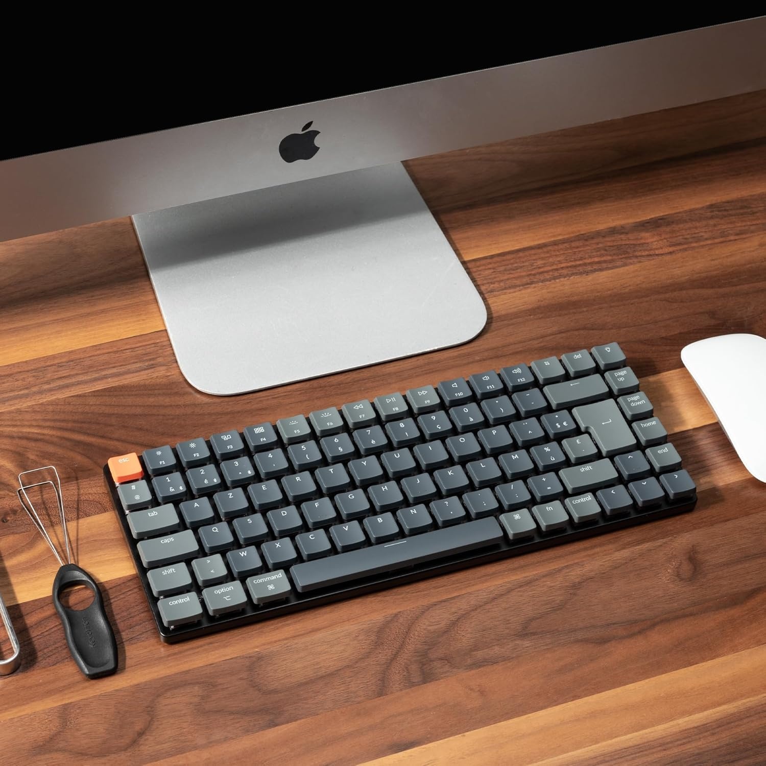 Keychron K3 Ultradun, draadloos mechanisch toetsenbord, 75% design, bekabeld, Bluetooth/USB-toetsenbord met RGB-achtergrondverlichting, Hot Swappable laag profiel optische schakelaar rood voor Mac
