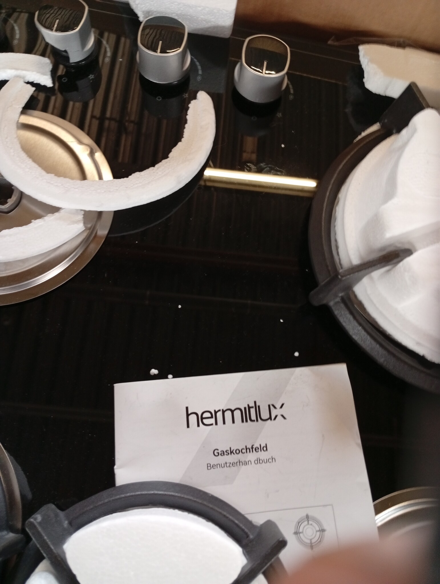 Hermitlux Gaskookplaat met 4 branders, 60 cm, voor aard-/propaangas, veiligheid met thermoelement, zwart glas