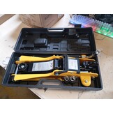 Vloerkrikset 2 ton met koffer - Hydraulische trolleykrik met laag profiel voor SUV en auto - universele autogereedschapsset met moersleutel - draagbare bandenkrik