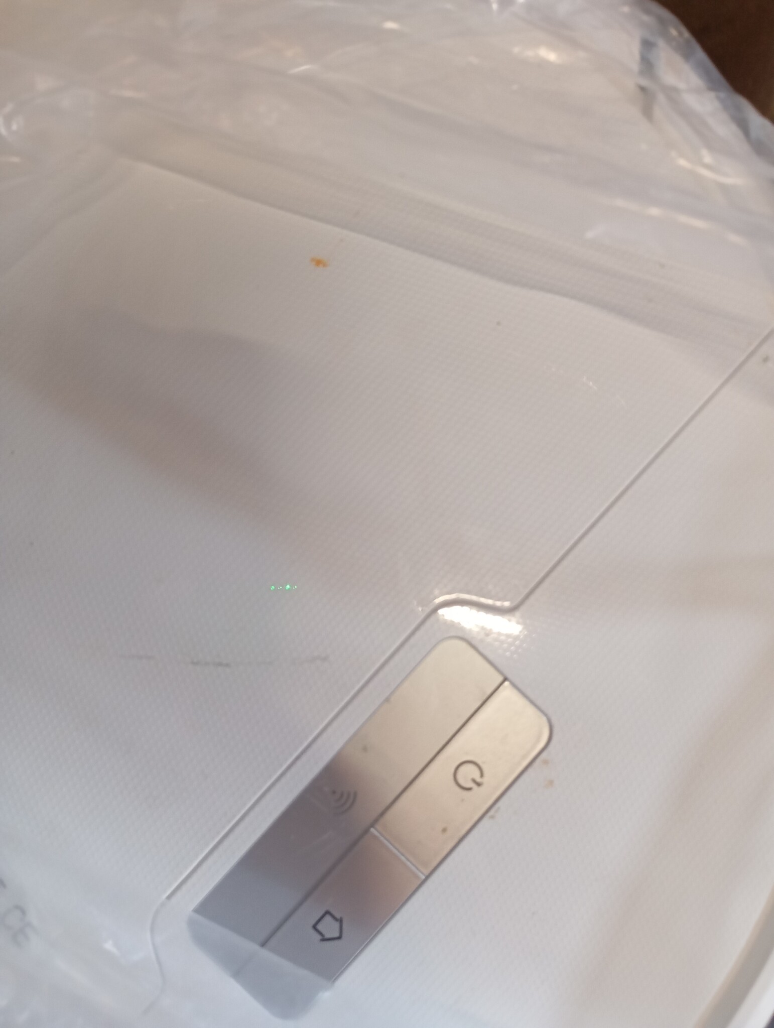 Tikom Robotstofzuiger, G8000 Pro Robotstofzuiger, 2-in-1, 4500 Pa zuigkracht, zelfoplaadbaar, wifi, max. 150 minuten, geschikt voor dierenharen, tapijt, harde vloeren, wit