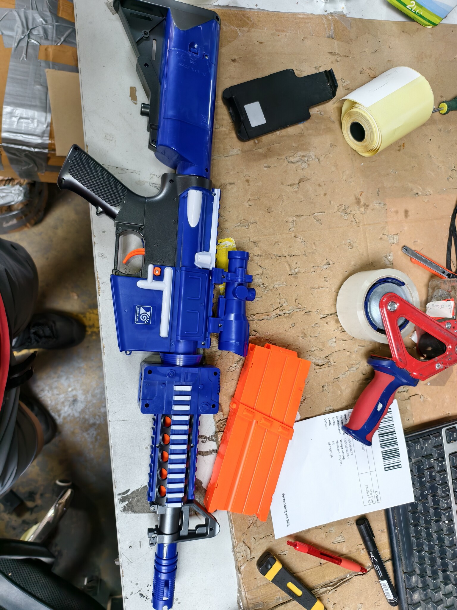 Schuimpistool met Rolmechanisme | 83% Korting | Inclusief 20 Foam Pijlen