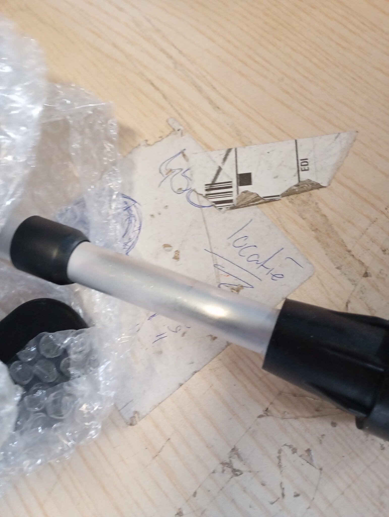 PEPE Mobility Krukken voor volwassenen, 2 stuks, in hoogte verstelbaar, aluminium, orthopedisch, zwart, gemaakt in Spanje, 2 stuks
