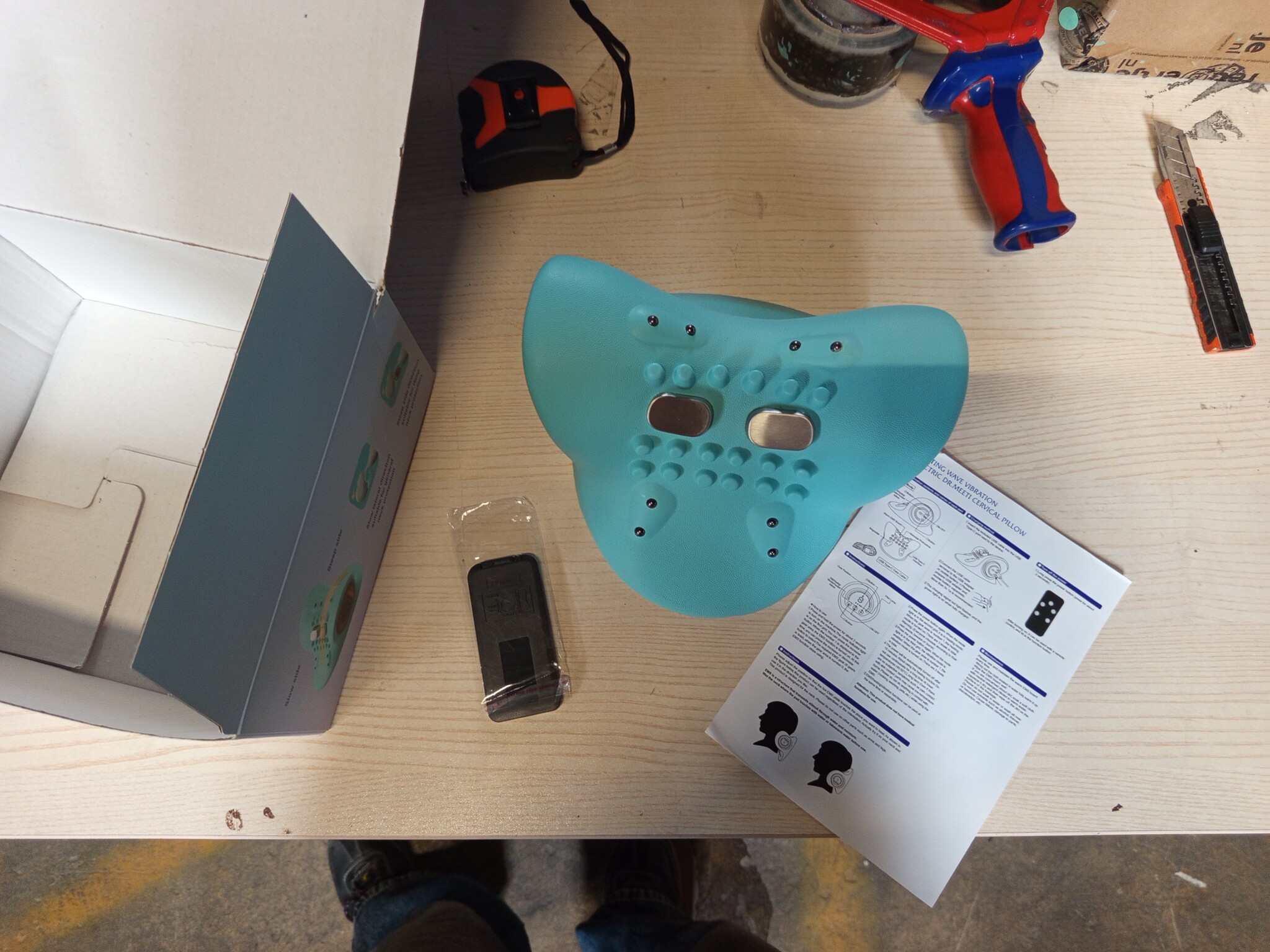 Draagbare Nekmassager met Verwarmingsfunctie en 6 Intensiteitsniveaus - Blauw