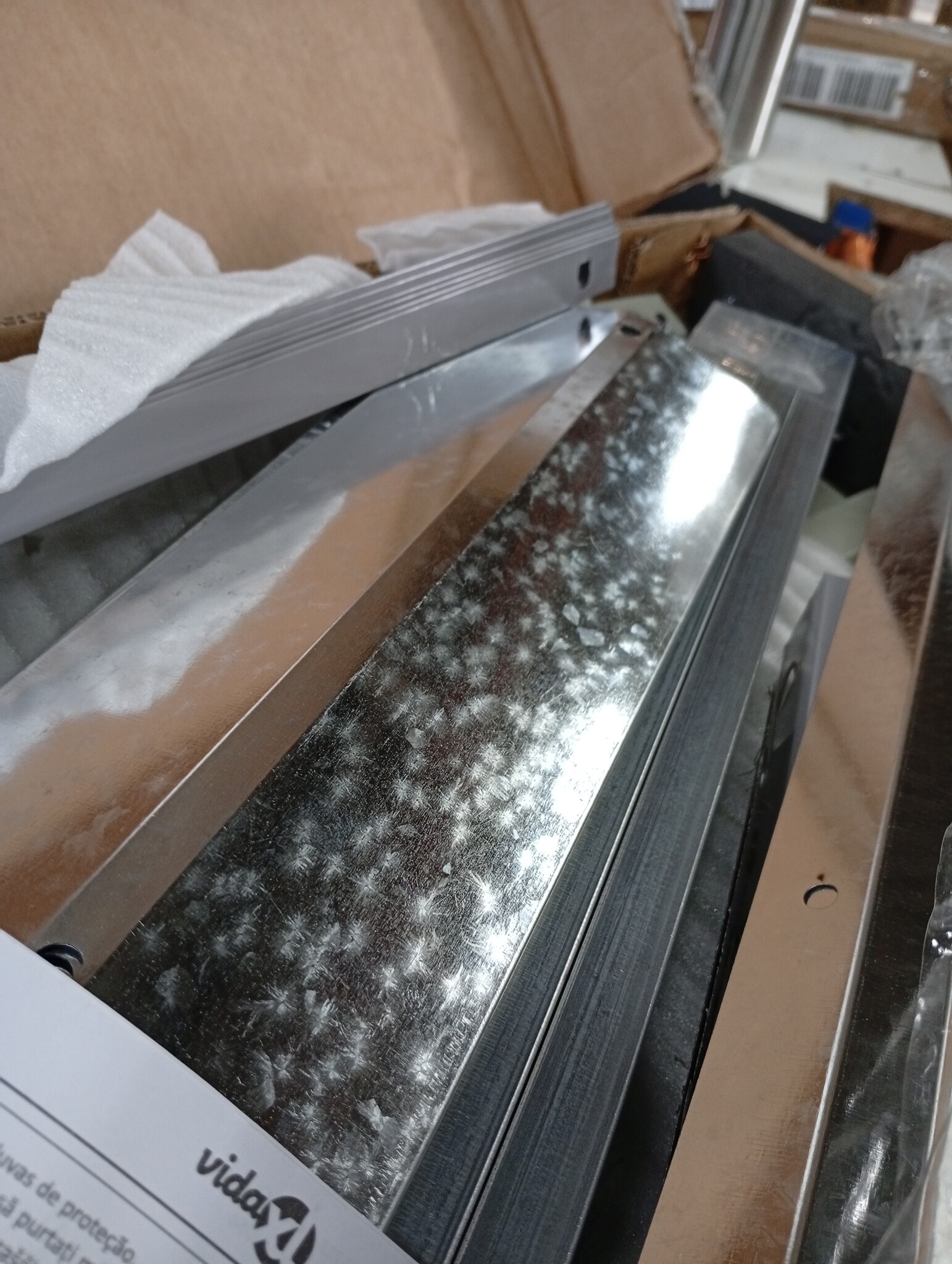 vidaXL Hondenhok 116,5x153x81,5 cm gegalvaniseerd staal grijs