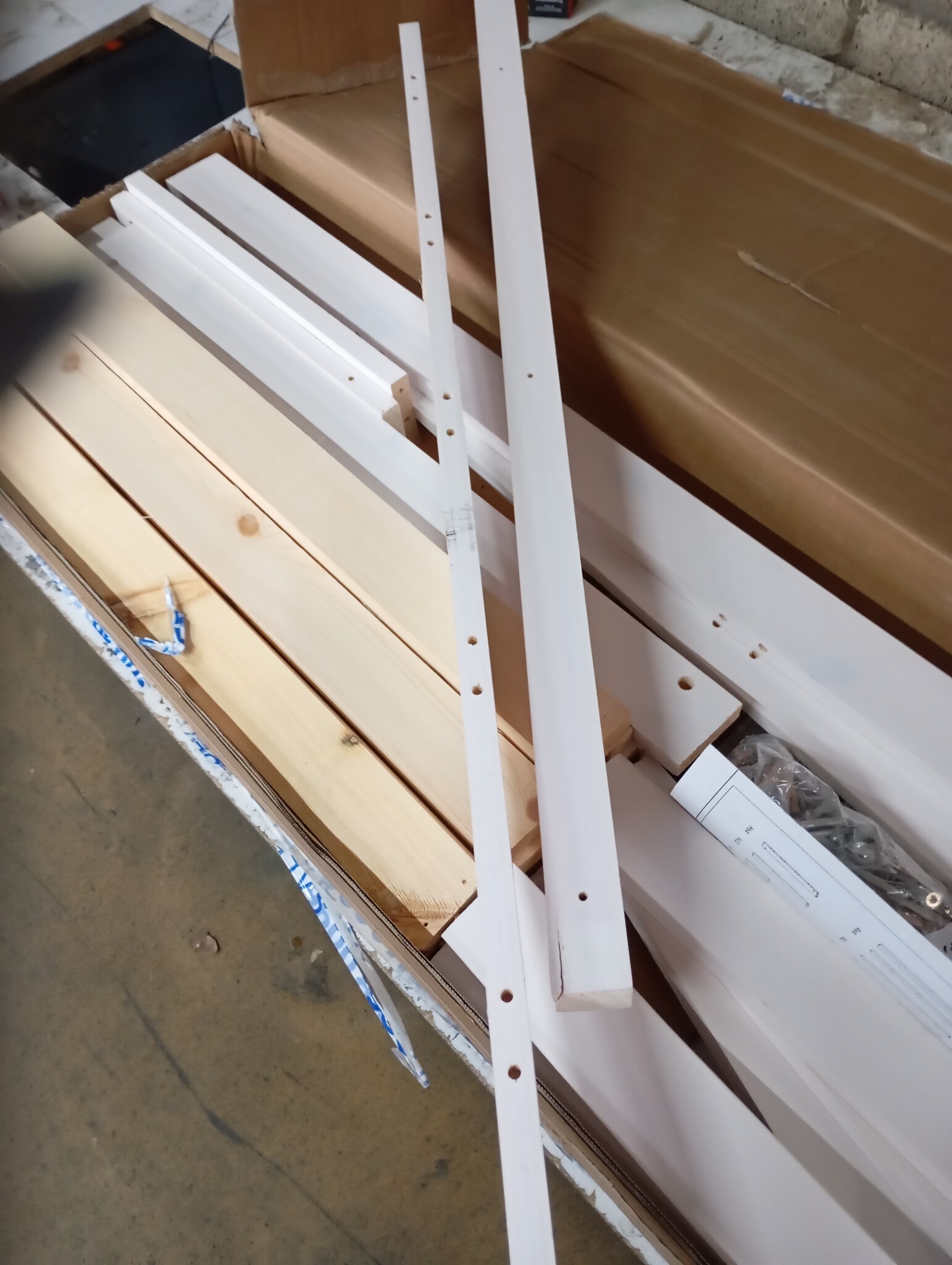 vidaXL Hondenmand 105,5x83,5x100 cm massief grenenhout wit
