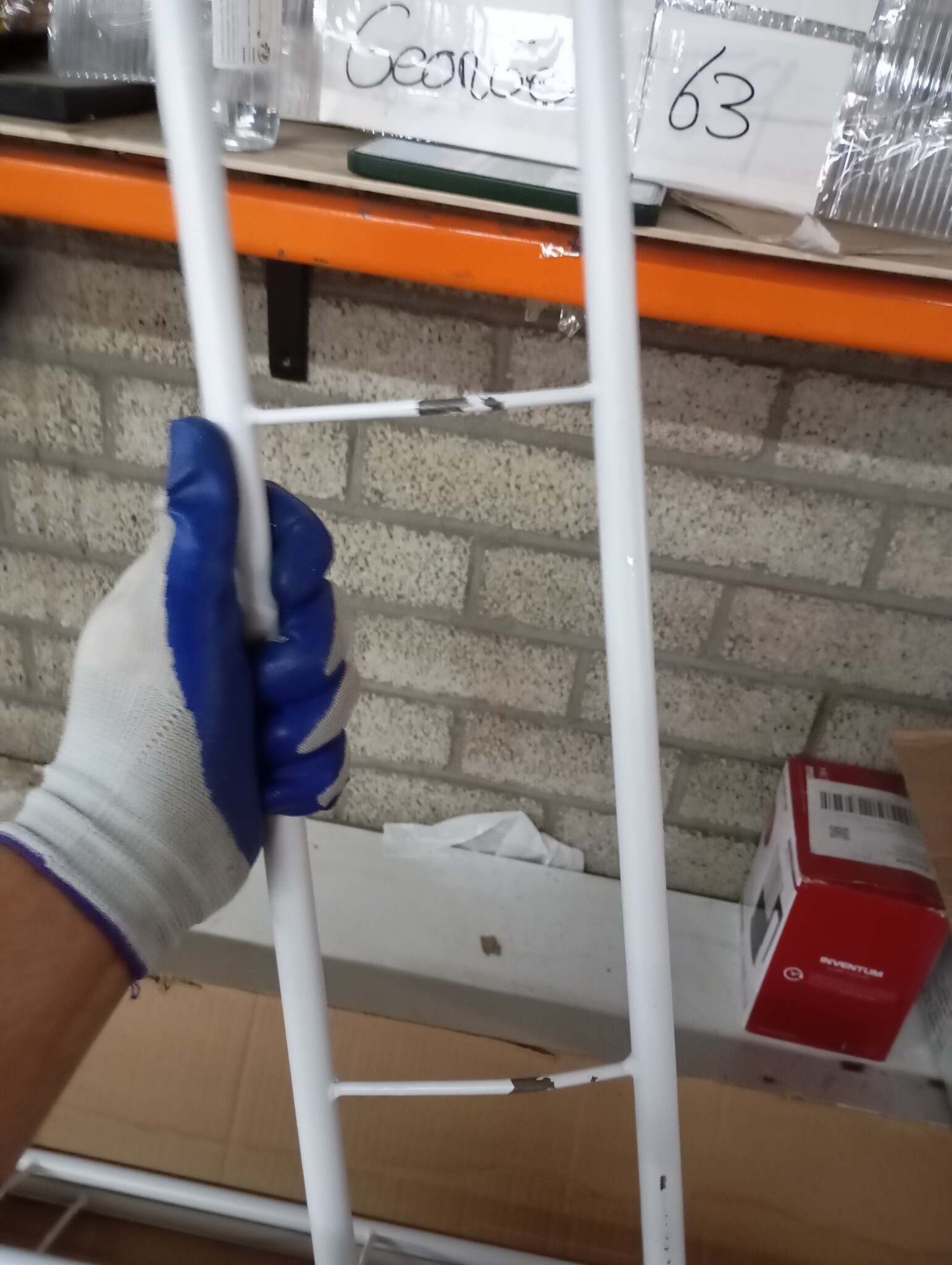vidaXL Bedframe met hoofd- en voeteneinde metaal wit 140x200 cm