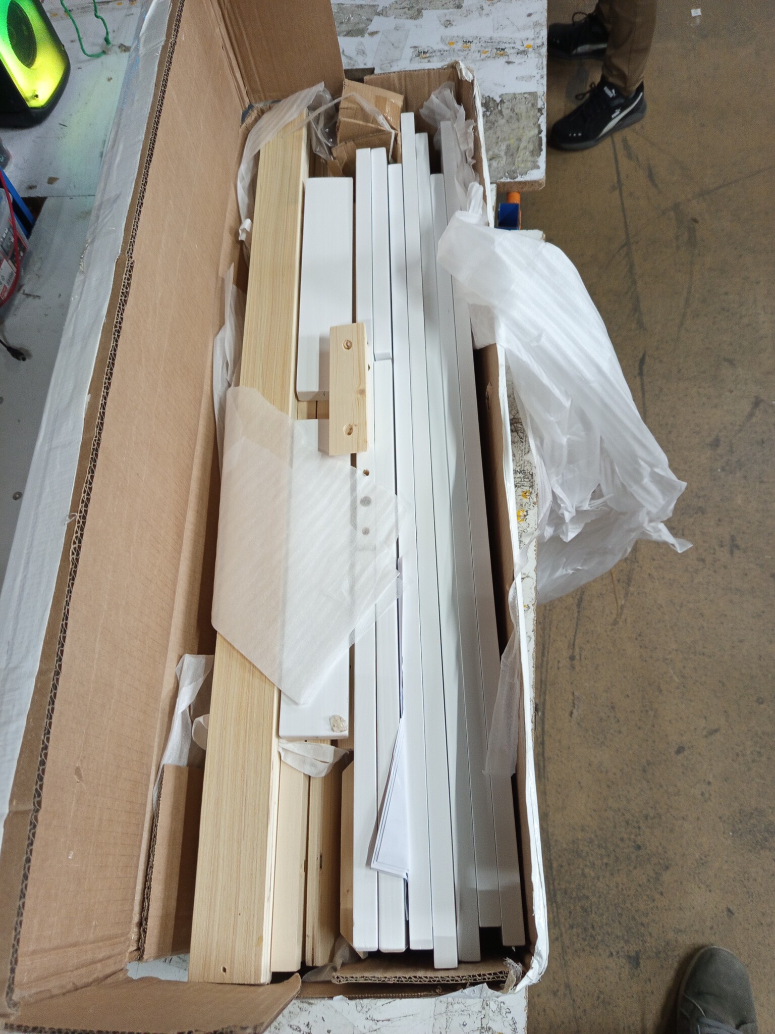 vidaXL Bedframe massief grenenhout wit 100x200 cm