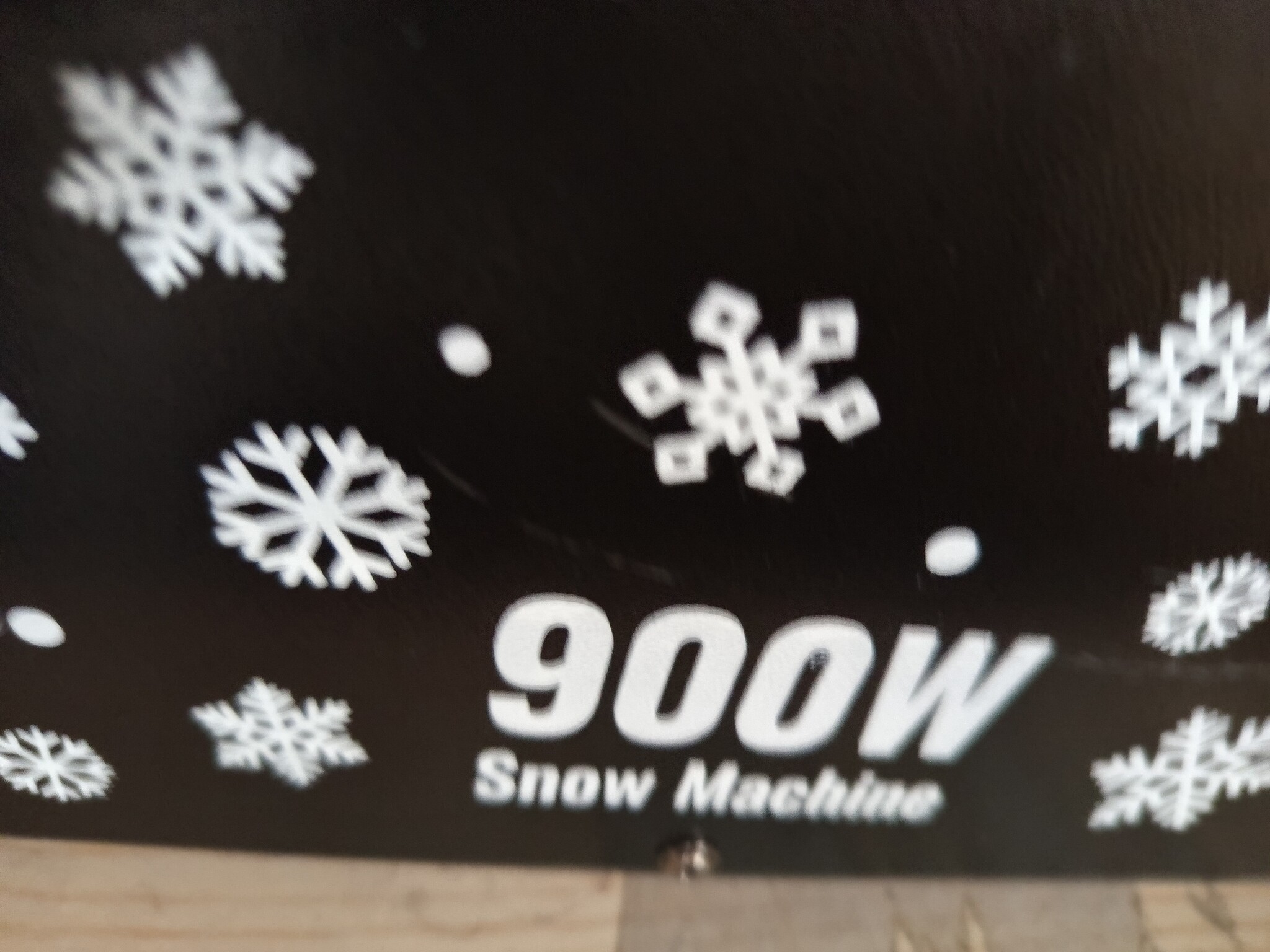 VEVOR Sneeuwmachine, 900 W, draagbaar, hangend, met omgevingslicht, met draadloze afstandsbediening en vloeistofreservoir, 1 l, buitengebruik, voor kerstfeesten