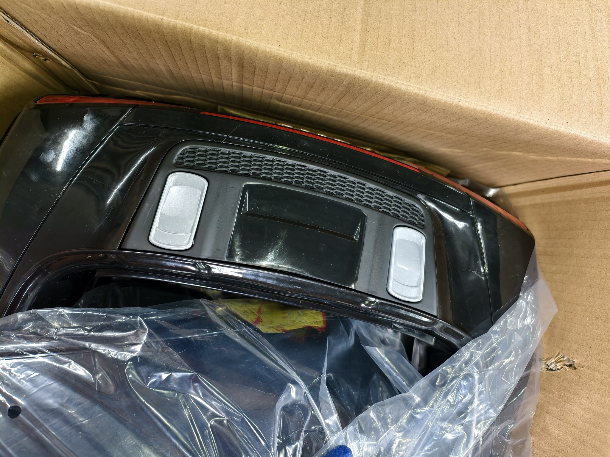 Elektrische kinderauto - accu auto - Audi R8 Spyder -  zwart