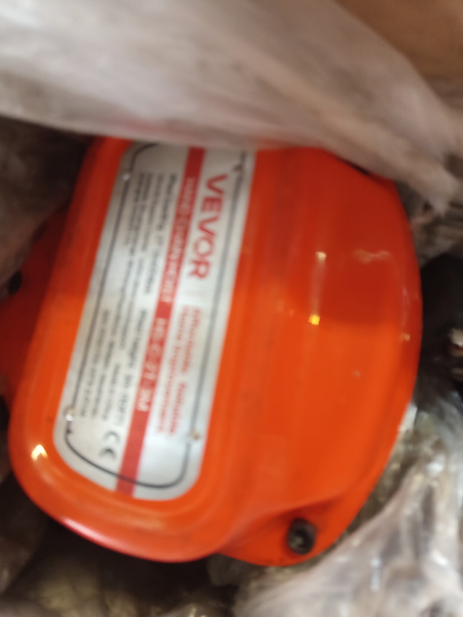 VEVOR Trekkoord met 2 T draagvermogen, handketting, 3 m hefhoogte, hoes met G80-ketting, krachtige takel, handmatige takel voor garages, magazijnen, automobielmachines, oranje