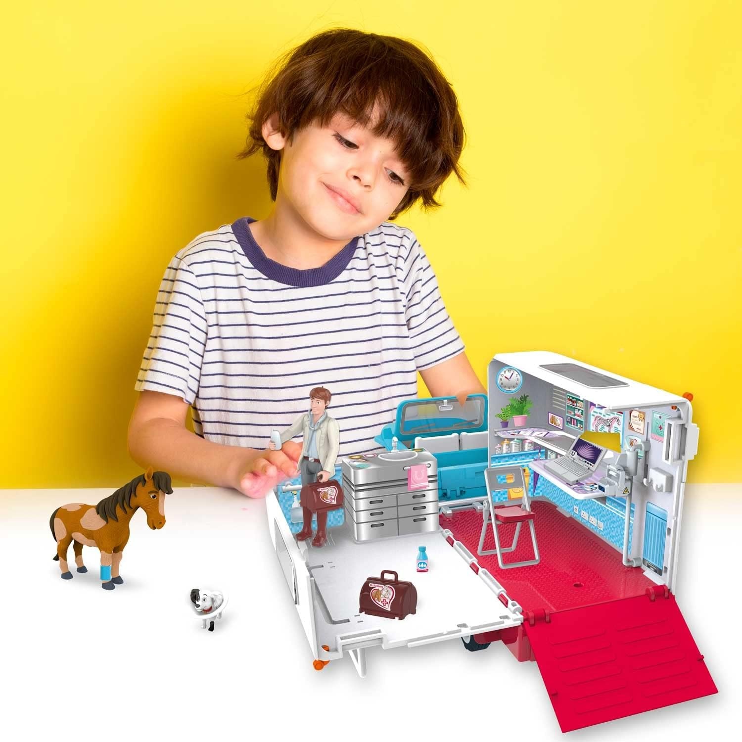 CRAZE Bibi en Tina speelset mobiel dierenarts station Dr. Eichhorn paarden speelgoed dokter speelfiguren Martinshof meisjes cadeau spellen vanaf 3 jaar 19276