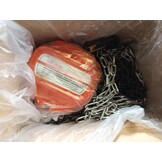 VEVOR Trekkoord met 2 T draagvermogen, handketting, 3 m hefhoogte, hoes met G80-ketting, krachtige takel, handmatige takel voor garages, magazijnen, automobielmachines, oranje