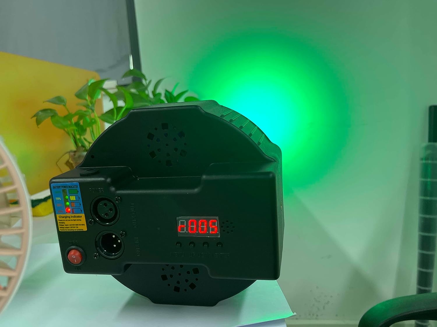 Accu LED Podiumspot RGB Oplaadbaar met Afstandsbediening | 34% Korting
