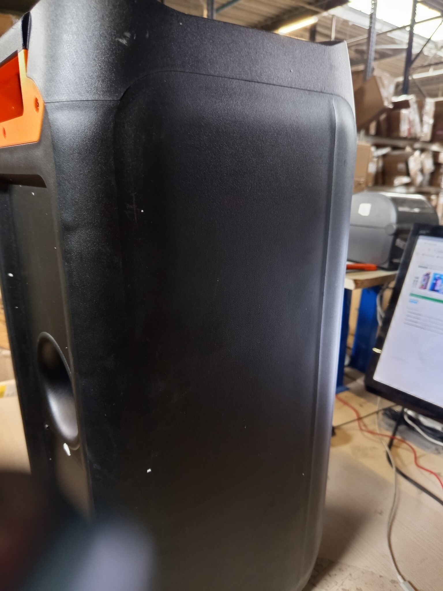 JYX Karaokemachine met 2 draadloze microfoons voor volwassenen, 8 inch subwoofer grote Bluetooth-luidspreker met 500W piekvermogen, PA-systeem met DJ-licht, rollende wielen en trolley (meerkleurig)
