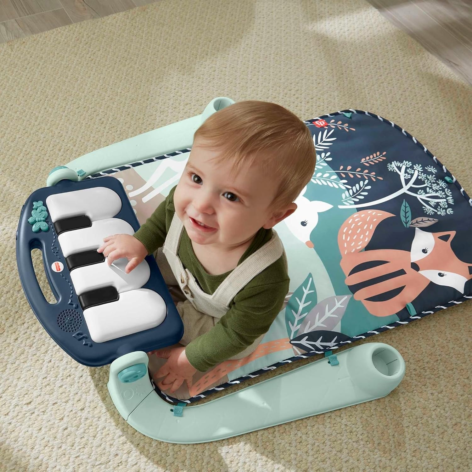 Fisher-Price BabyGym Speelmat voor Pasgeborenen met Trappel en Speel Piano Muziekspeelgoed en Speelgoed voor Spelen op de Buik, Marineblauw Hertje [Amazon Exclusive], HKX37