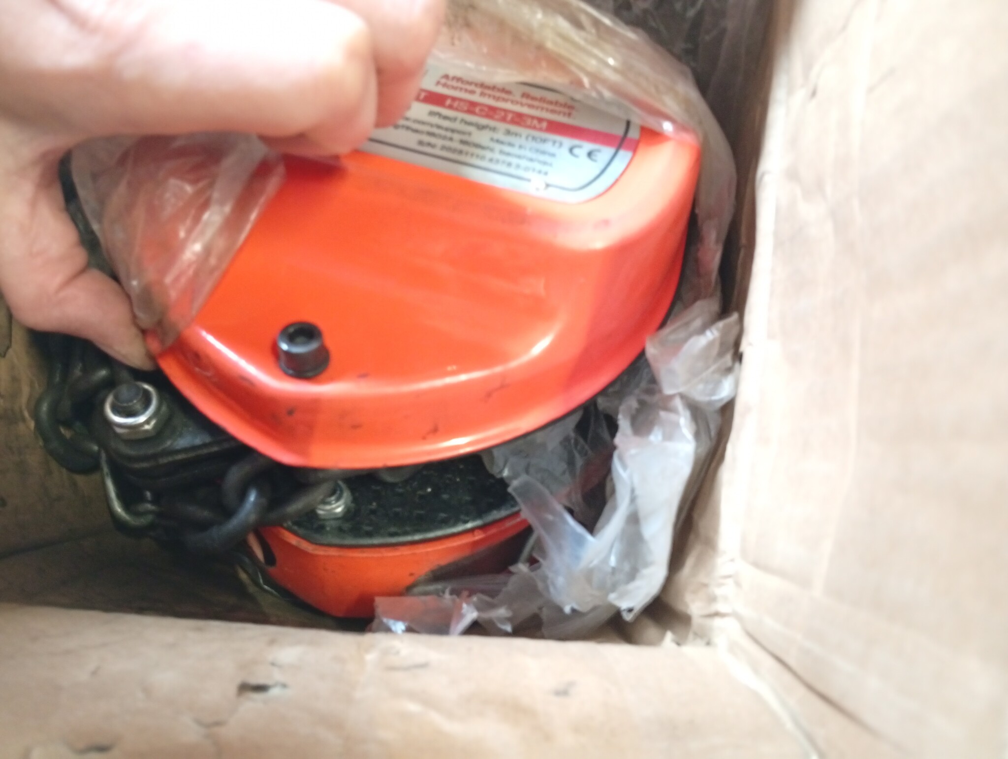 VEVOR Manual Drawstring, Capacity 1 T, with Galvanized Chain G80 Upgrade, Lift Height 6 m, Hoist for Cars in Warehouse, Orange