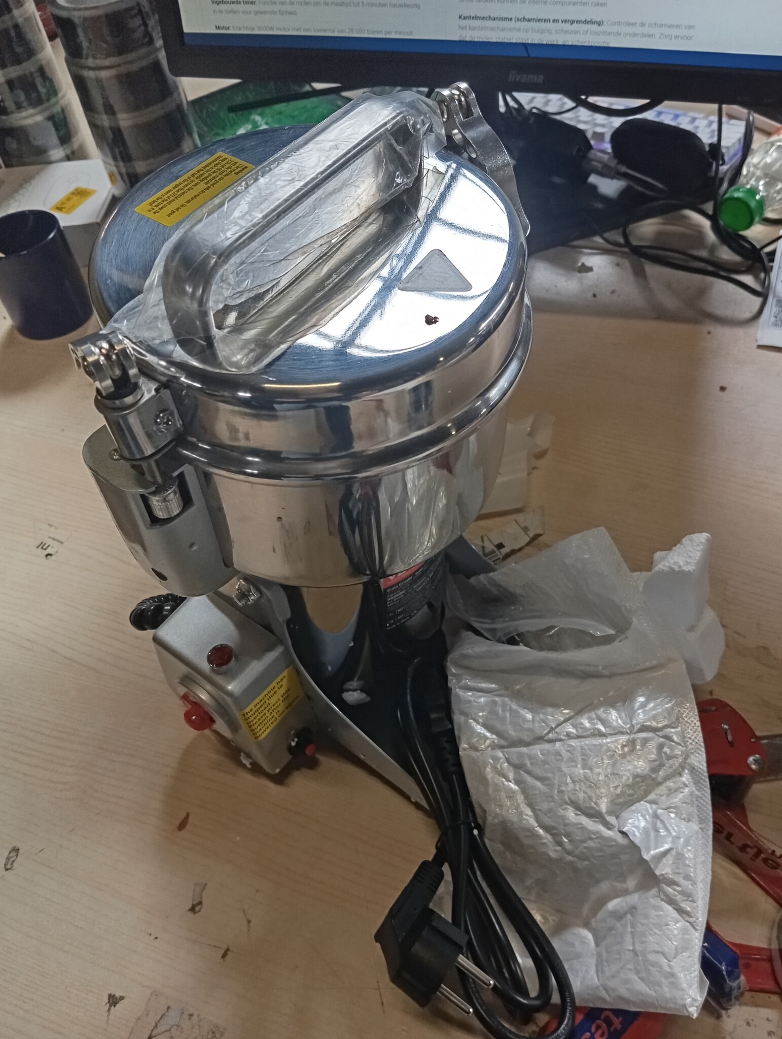 Krachtige Elektrische Graanmolen 1000g | 3000W | 270° Kantelbaar | RVS