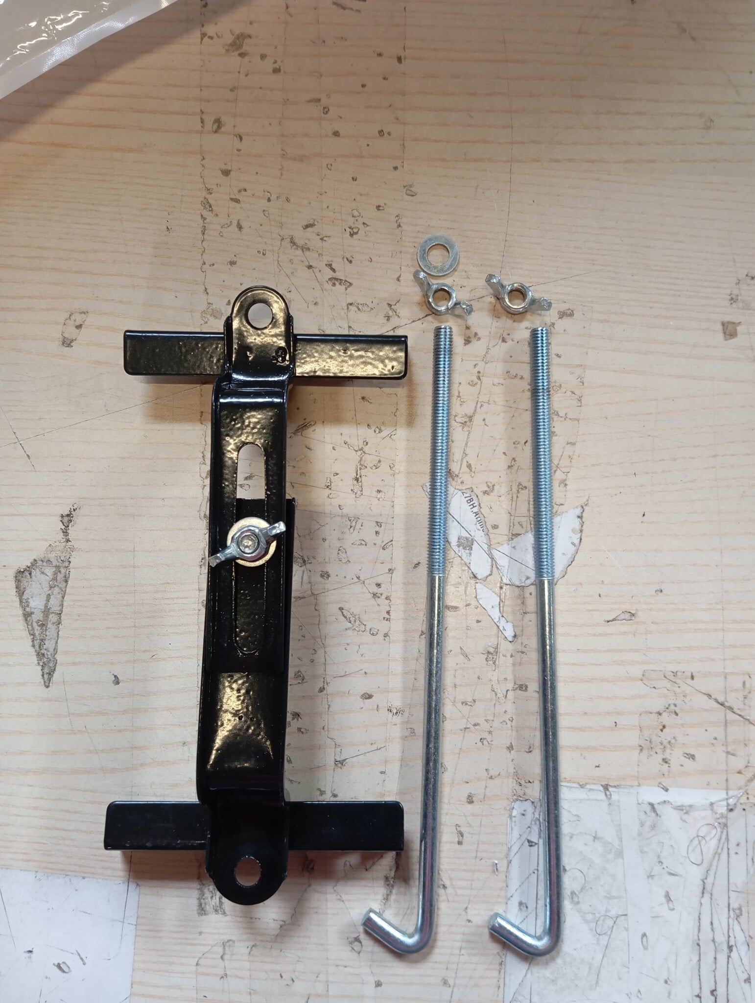 Greluma Universele Verstelbare Batterijhouder met J-Bouten - 23cm