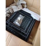 vidaXL Plantenbak met latwerk 40x40x136 cm polypropeen zwart
