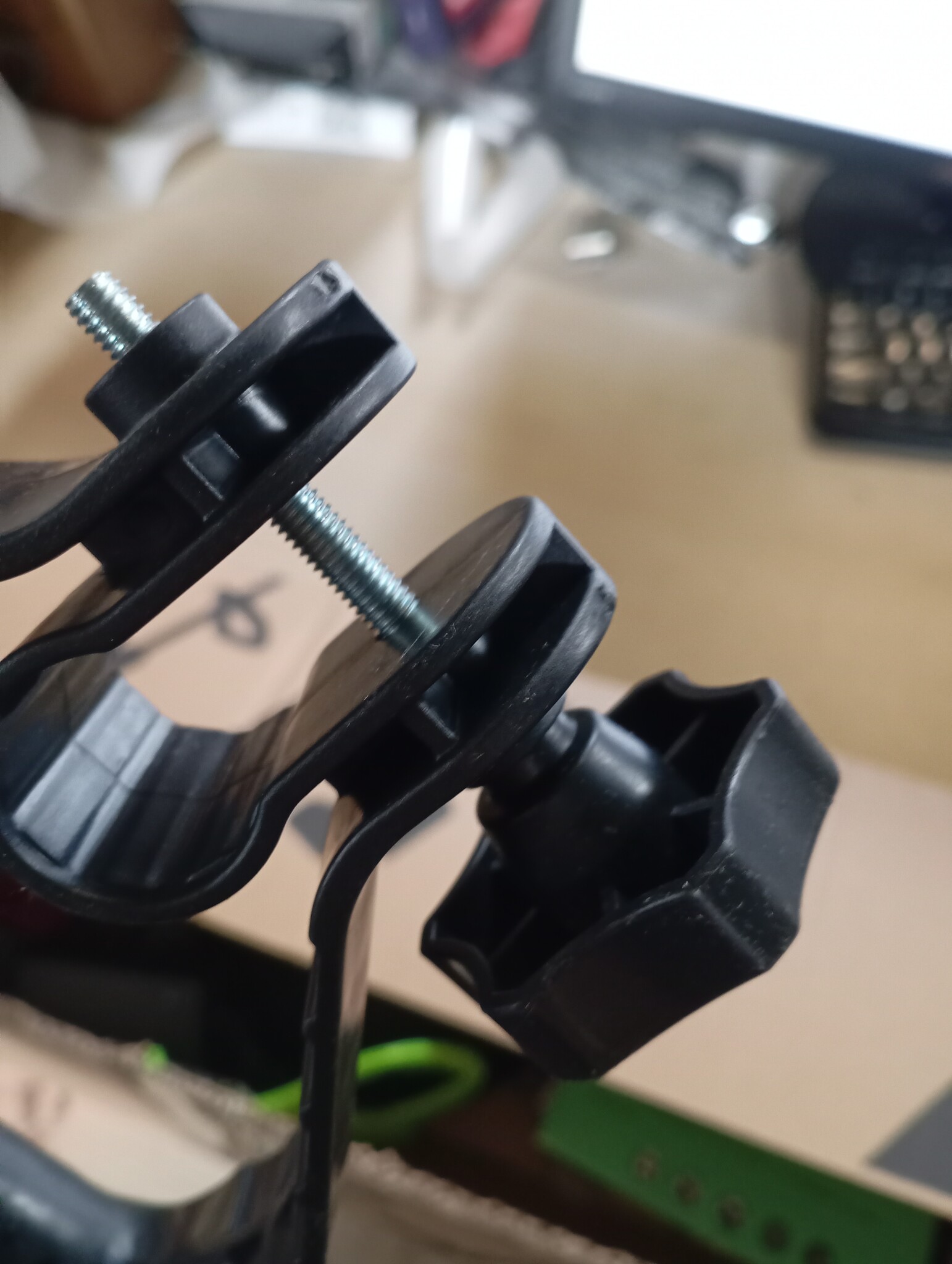 Elektrische Grastrimmer 21V - 53% Korting!