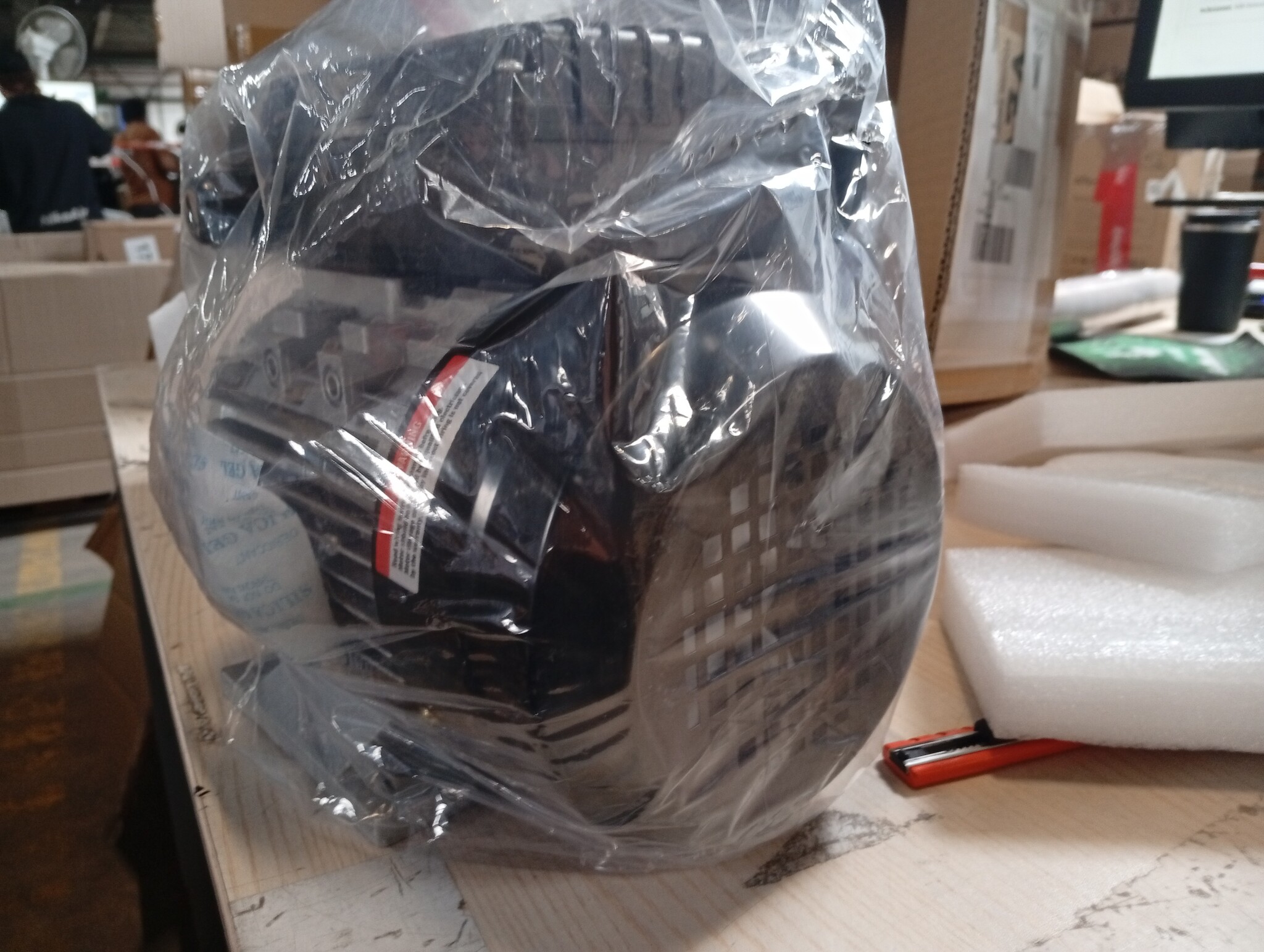 VEVOR Elektromotor 0,55 kW eenfasige luchtcompressormotor, 1400 tpm, AC 220-240 V, 4,5 A, frame 80, B3, 19 mm clavesas, CW/CCW-rotatie voor landbouwmachines en uitrusting