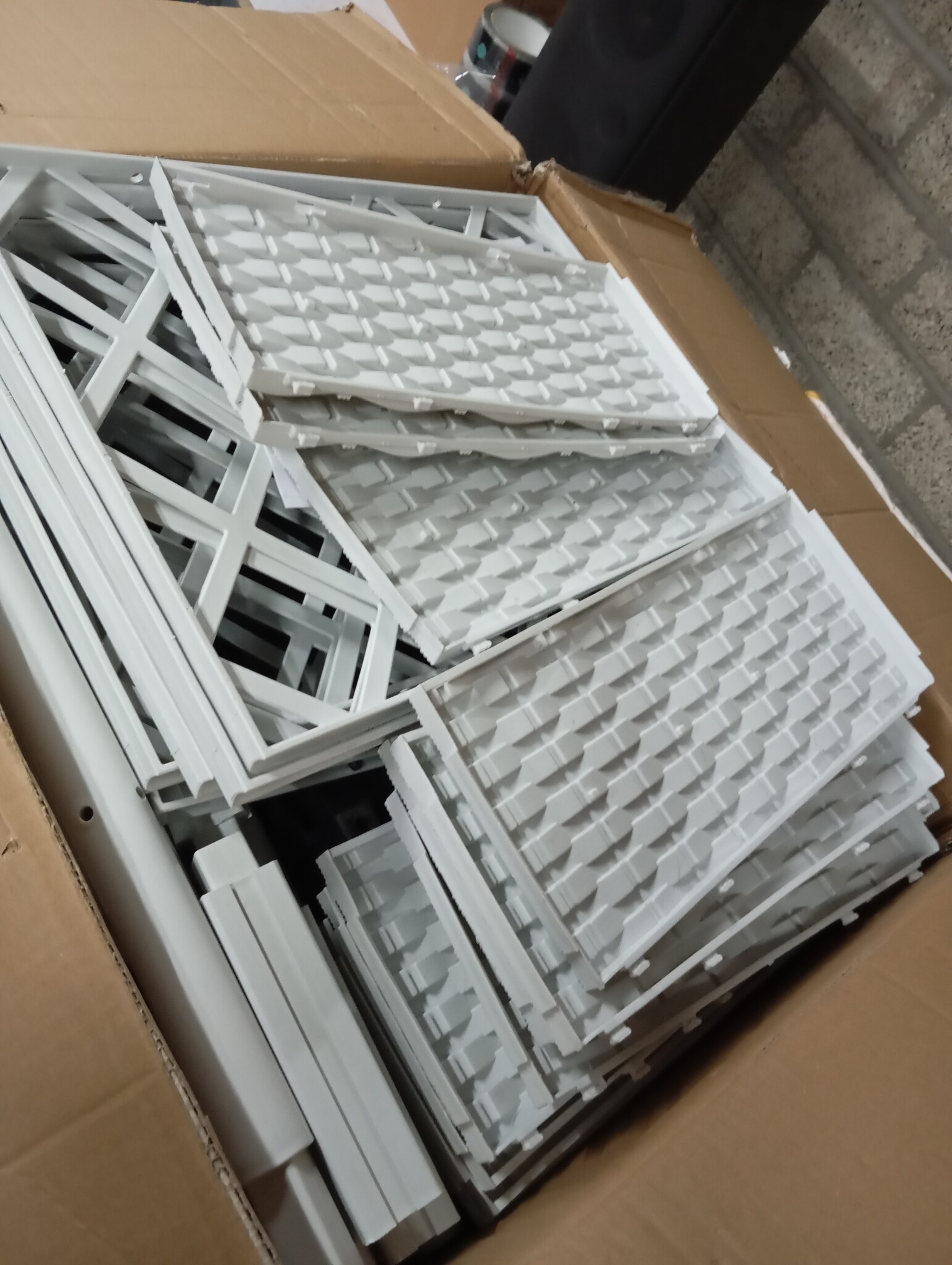 Witte Plantenbak met Latwerk 120x40x136 cm - 54% Korting