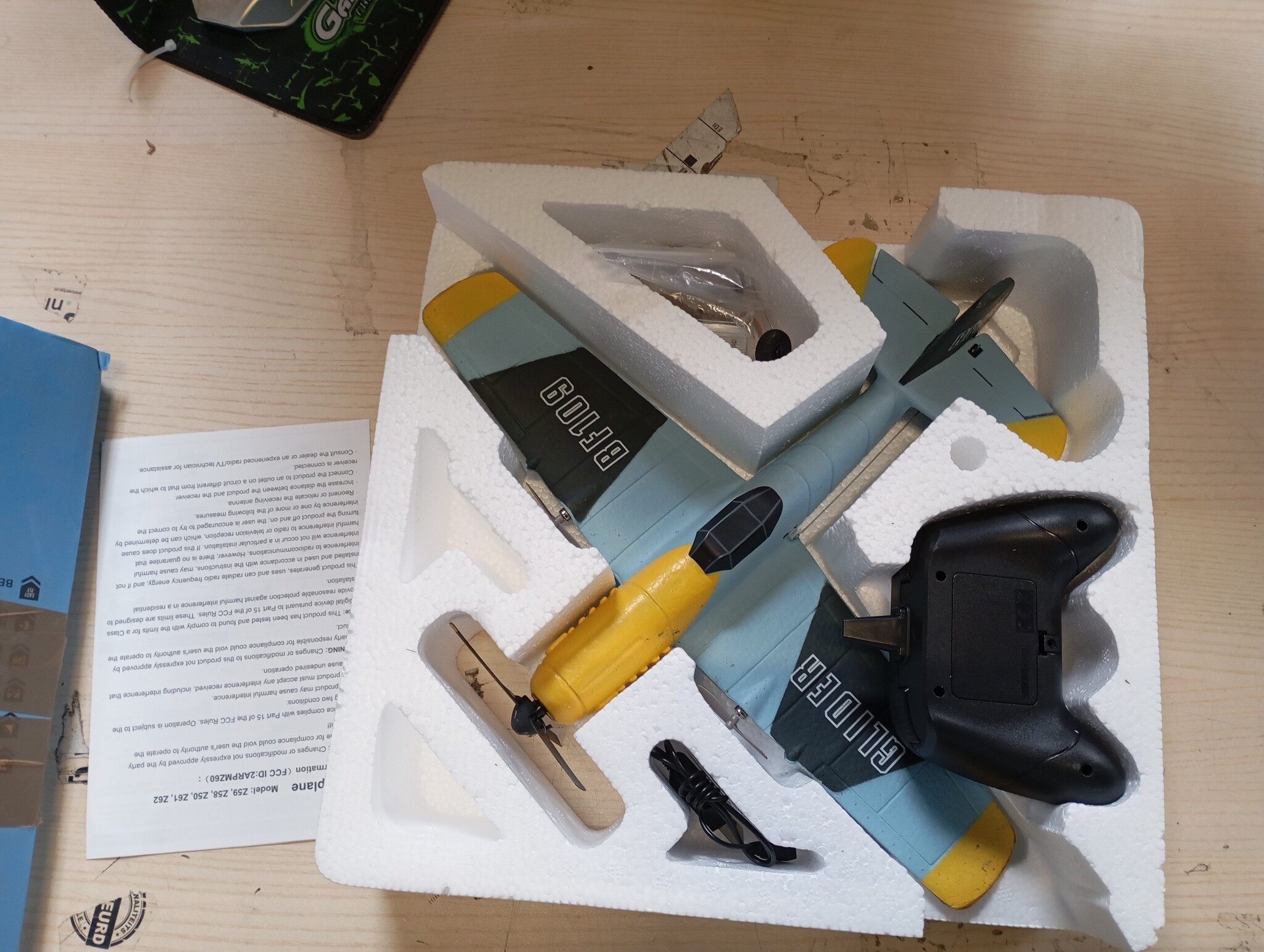 VEVOR RC vliegtuig, 2,4 GHZ 3-kanaals RC vliegtuig met 6-assige gyrostabilisator en 2 batterijen, klaar om te vliegen, BF-109 gevechtsvliegtuig, speelgoed voor volwassenen, kinderen, beginners,
