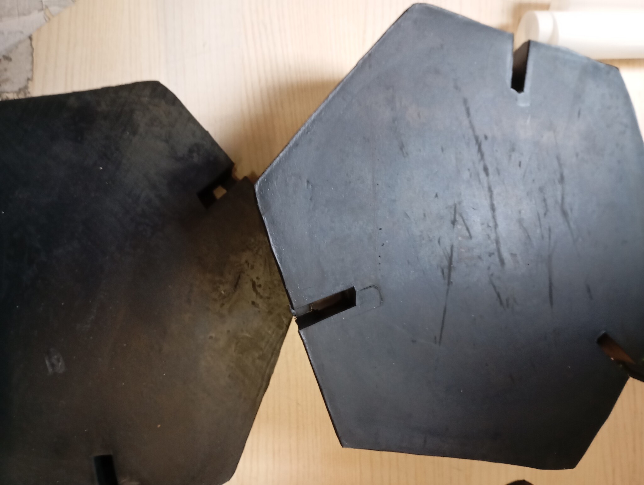 VEVOR Nivelleringspads voor campers, RV Jack Pads 9 228,6 mm ronde landingsvoeten, vast aangebrachte krikstabilisatoren, rubberen krikpads, 2268 kg capaciteit per camperkrikpad