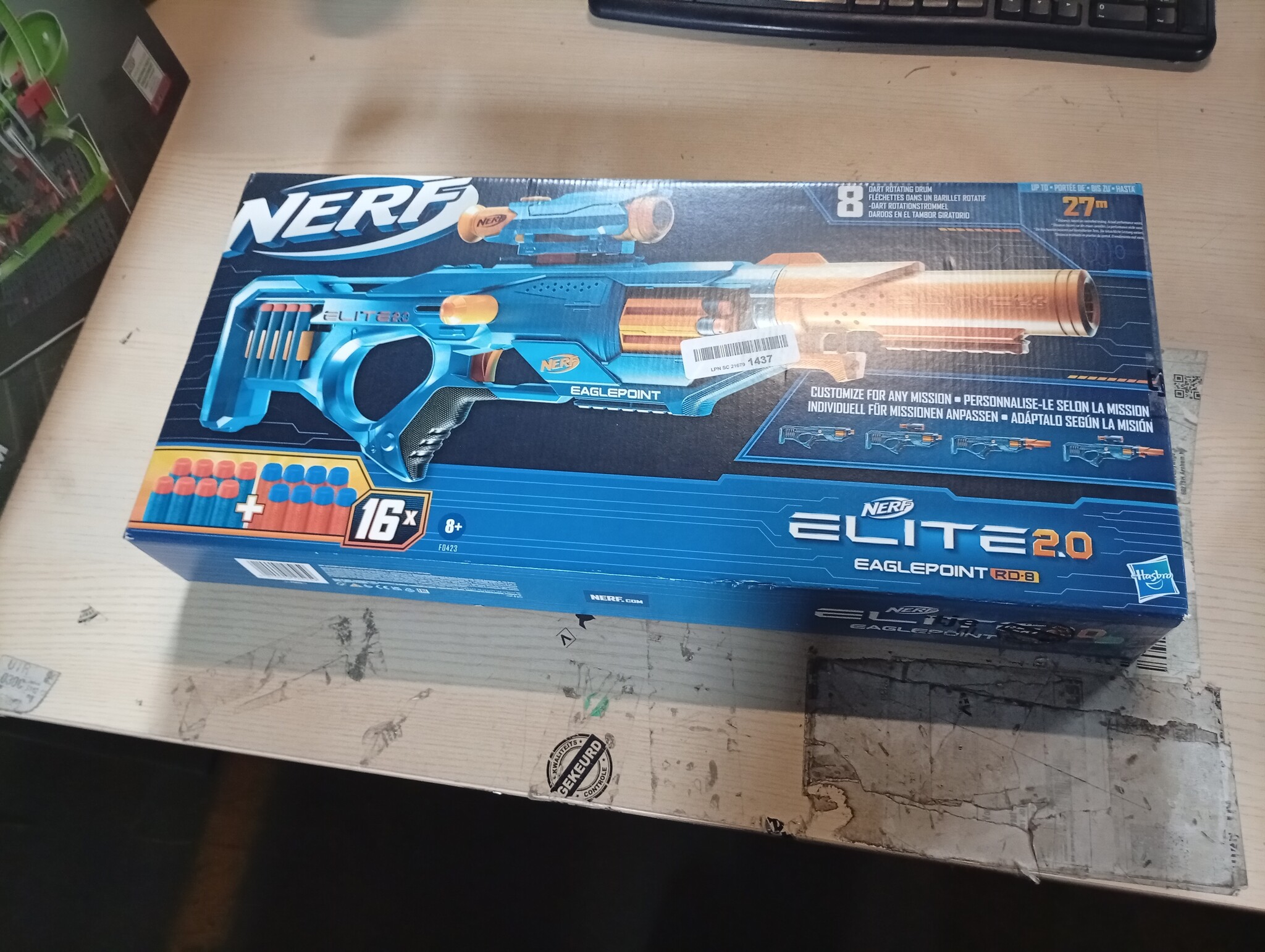 Hasbro Nerf Elite 2.0 Eaglepoint RD-8 Blaster met vizier en loop