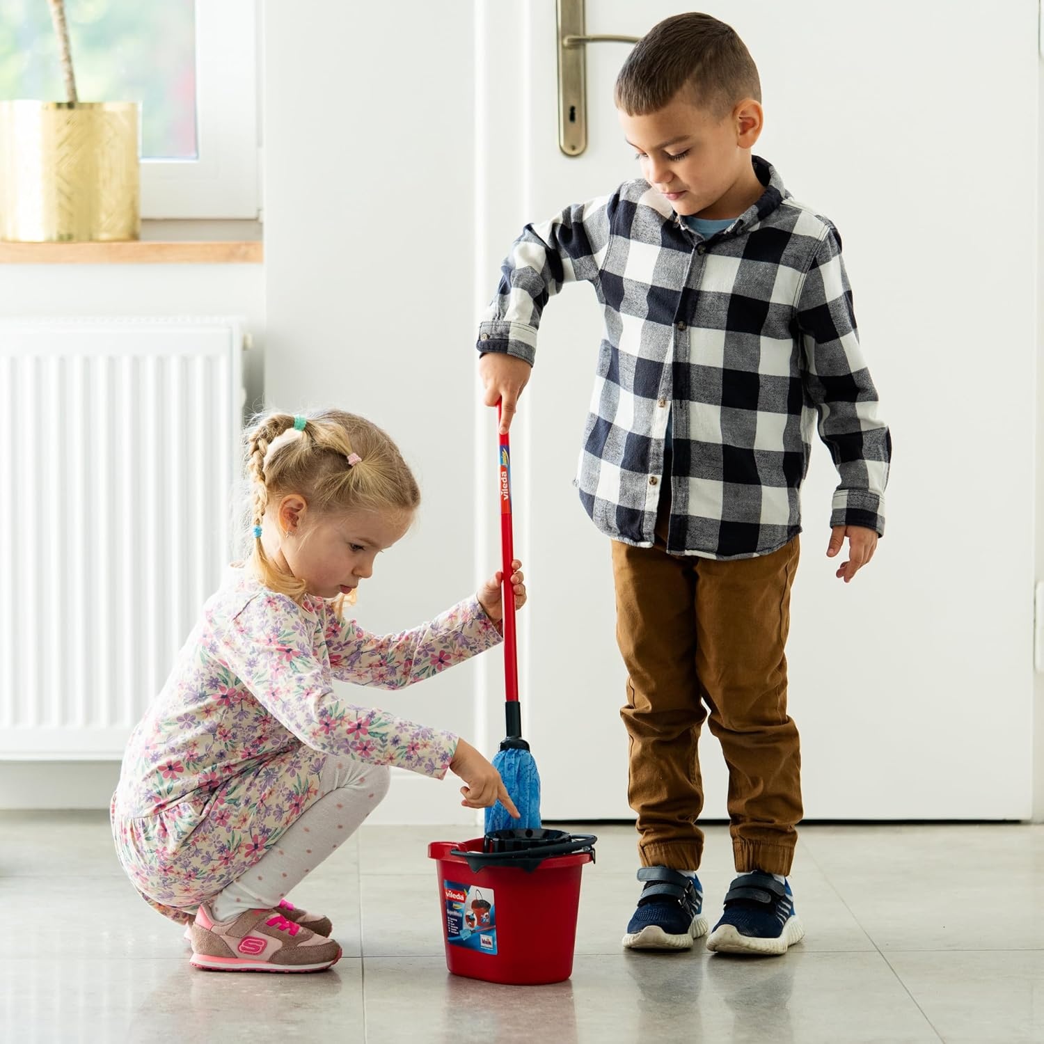 Vileda Dweilset voor Kinderen - 3-delig, Inclusief Emmer & Hulpstuk (57% Korting!)