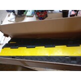 Kabelbrug 2 kanalen - 10 Ton draagvermogen - Thermoplastisch Rubber - 2 Stuks