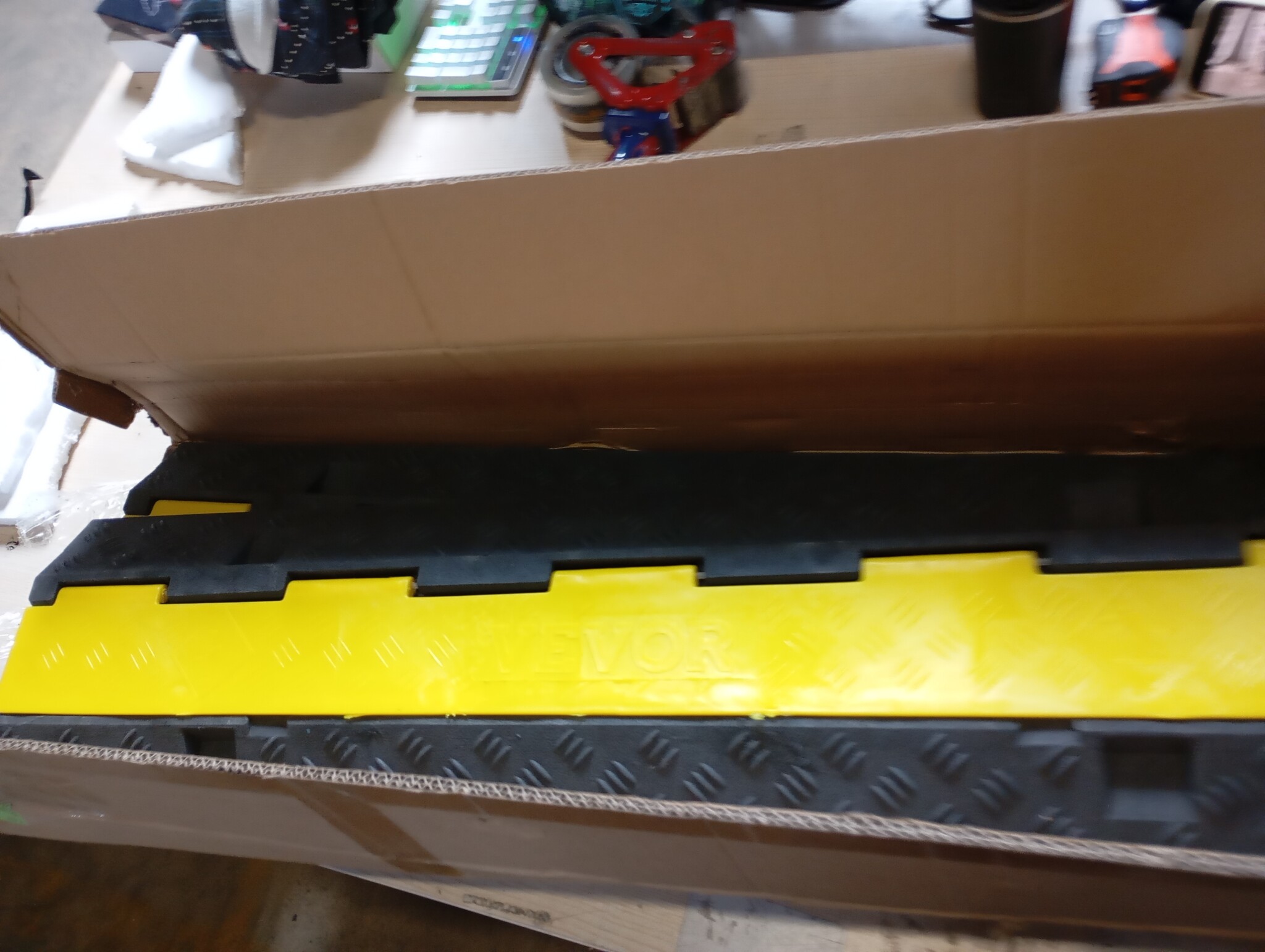 Kabelbrug 2 kanalen - 10 Ton draagvermogen - Thermoplastisch Rubber - 2 Stuks