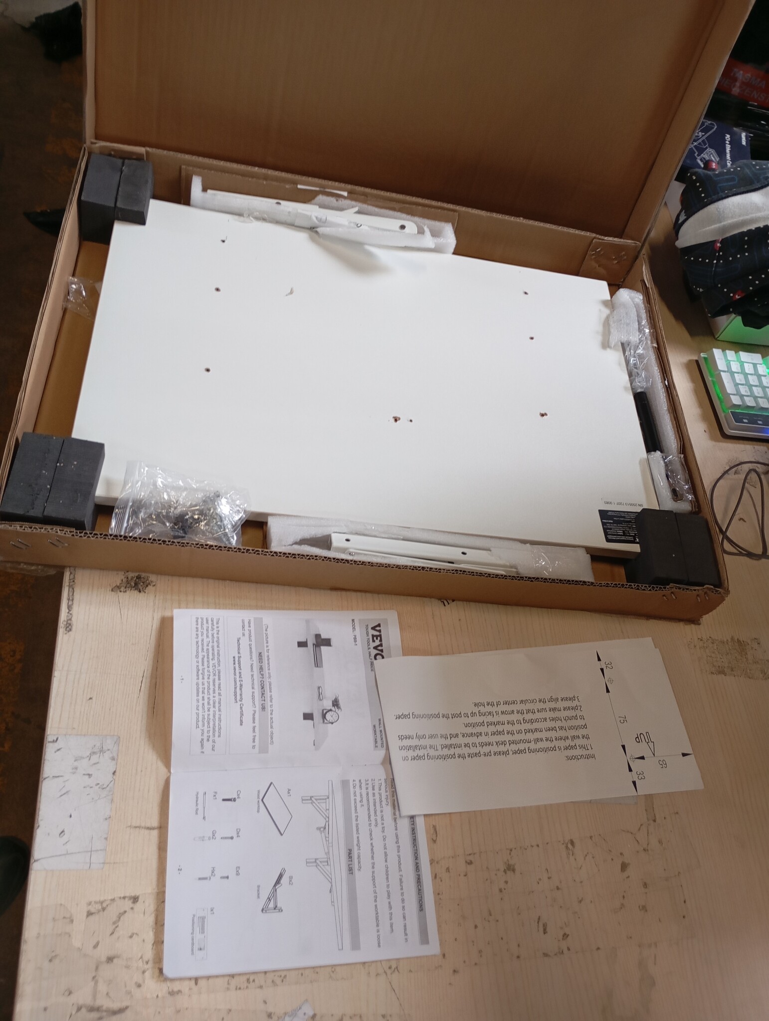 Wandklapbureau 60x40cm - Ruimtebesparend & Neerklapbaar | 52% Korting