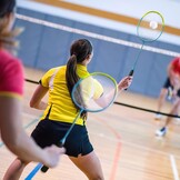 Compleet Badmintonset met 2 Rackets, 2 Shuttles & Tas | 56% Korting