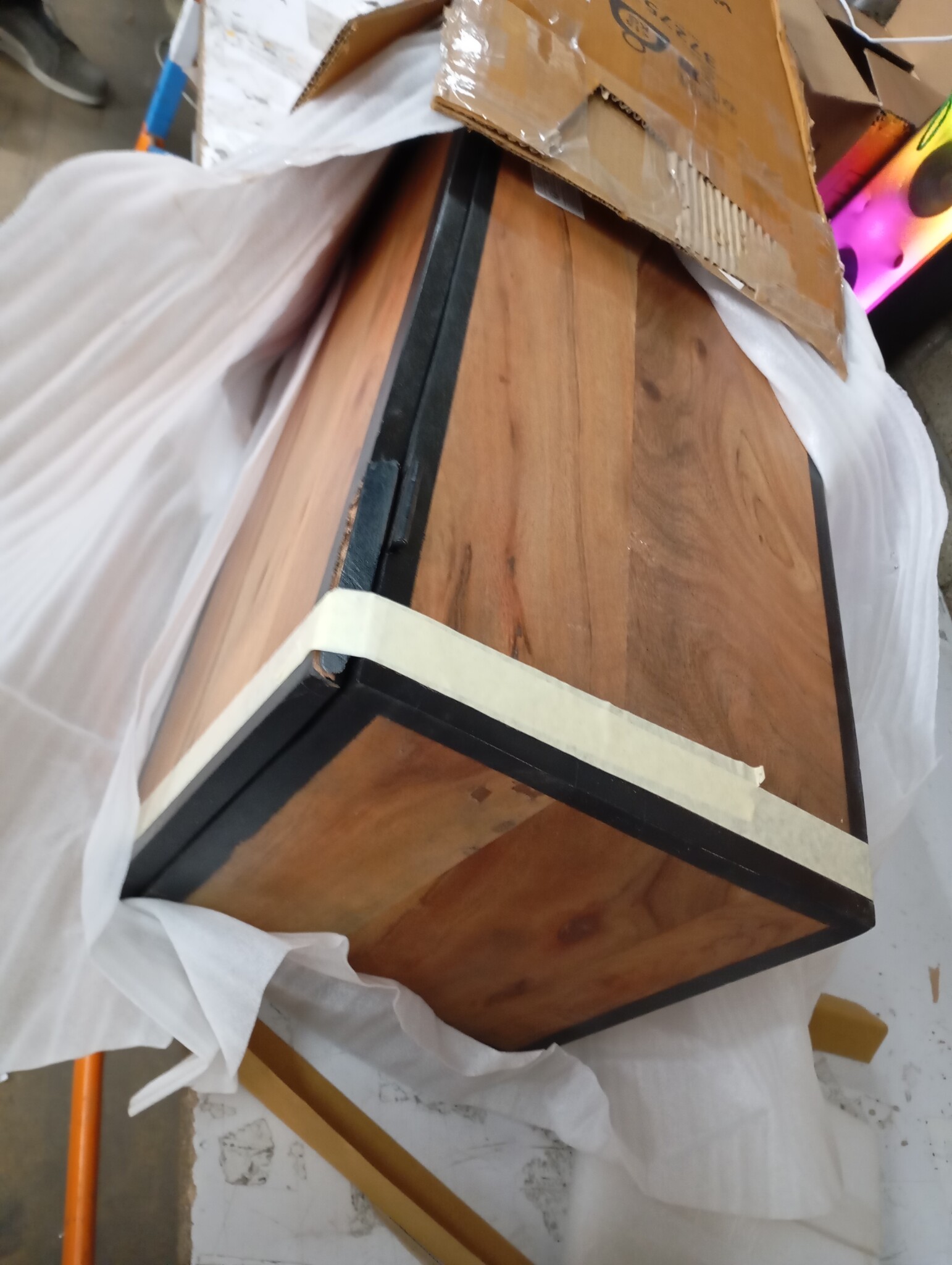Massief Acacia Houten Opbergbox met IJzer - 60x30x30 cm - 59% Korting