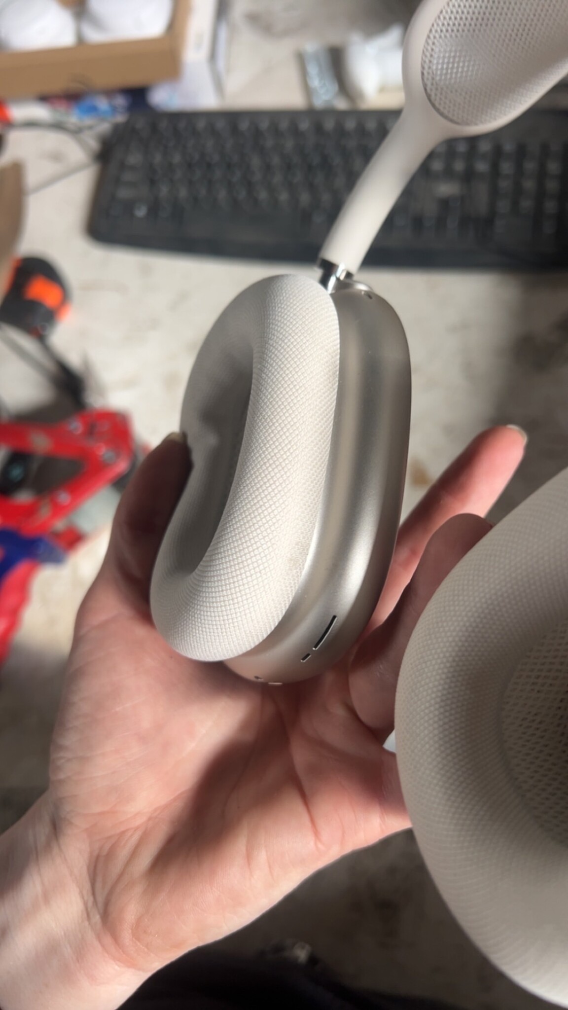 AirPods Max Starlight 2024: Draadloze Koptelefoon met ANC - 55% Korting!
