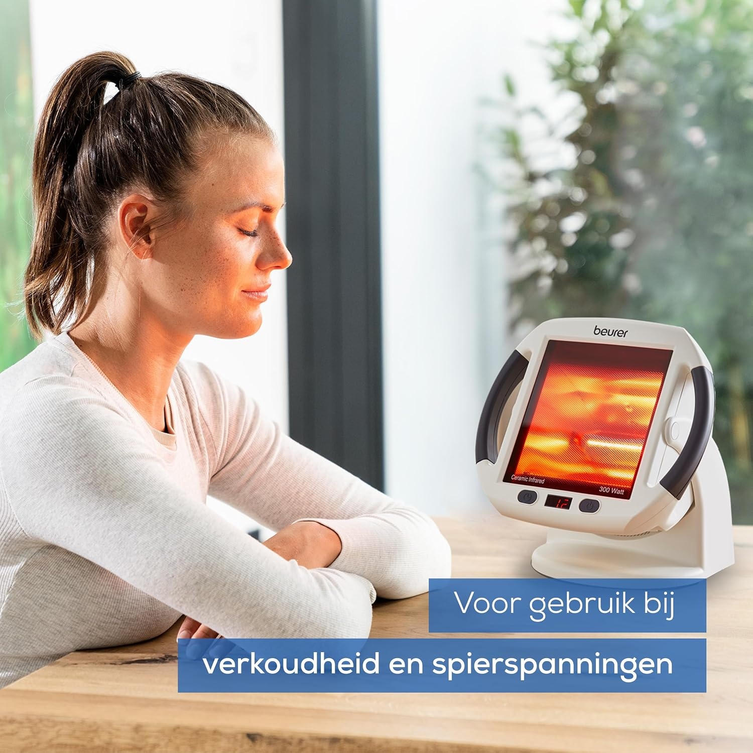 Beurer IL 50 infraroodstraler, medisch apparaat voor de behandeling van verkoudheid en spierspanning, infraroodlamp met 300 Watt vermogen, 100% UV-blokker en traploos instelbare kap - Maat 300 Watt