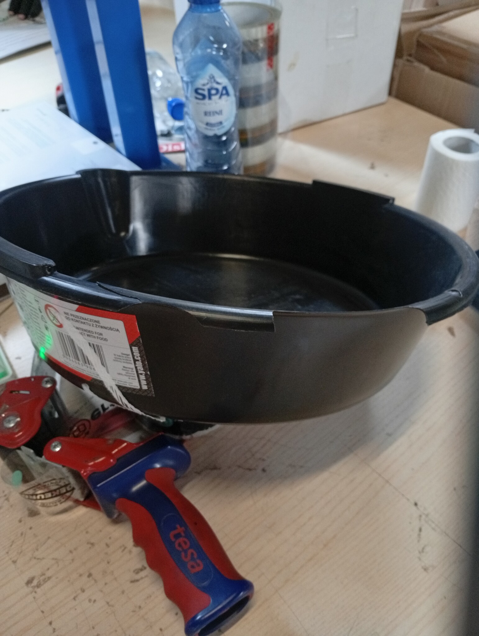 YATO Olieopvangbak 7 liter met giettuit voor werkplaats tuin en bouw