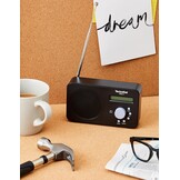 TechniSat VIOLA 2 - draagbare DAB-radio (DAB+, FM, luidspreker, koptelefoonaansluiting, tweeregelig display, knopbediening, klein, 1 Watt RMS) zwart