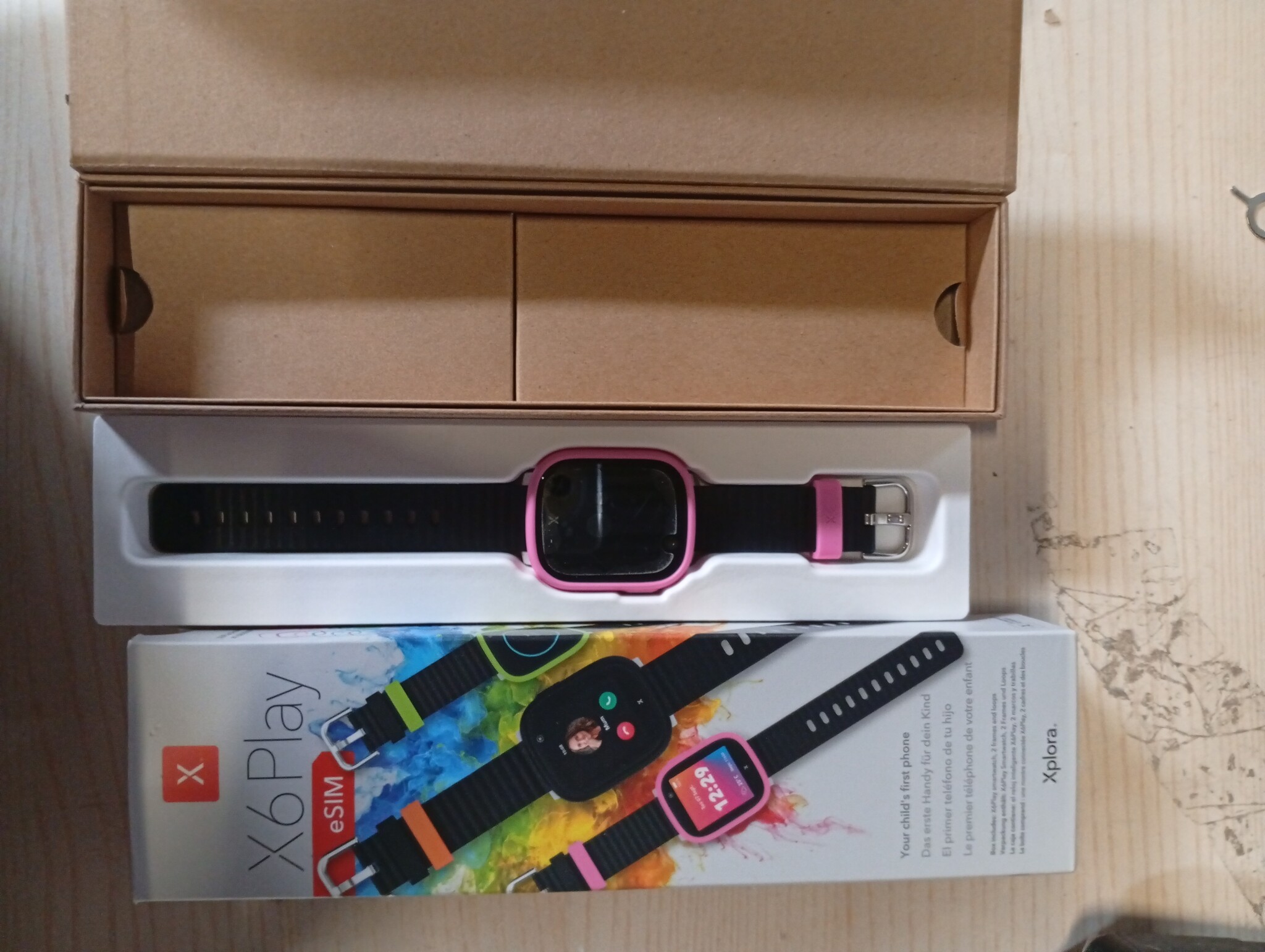Xplora X6 Play eSIM Smartwatch voor kinderen met GPS en SOS - Zwart