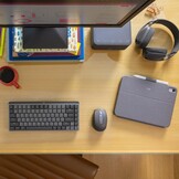 Logitech Crayon digitaal potlood voor iPad (iPads met USB-C-poorten) met Apple Pencil-technologie, pixelprecisie zonder vertraging en een dynamische slimme punt met snel opladen via USB-C - Zilver