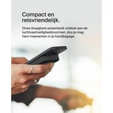 Belkin BoostCharge Pro draadloze 10000mAh-powerbank met Qi2, MagSafe-compatibele draagbare lader + uitklapbare standaard - iPhone 16, 16 Plus, 16 Pro, 16 Pro Max, iPhone 15, 14, 13, 12, meer - Zwart