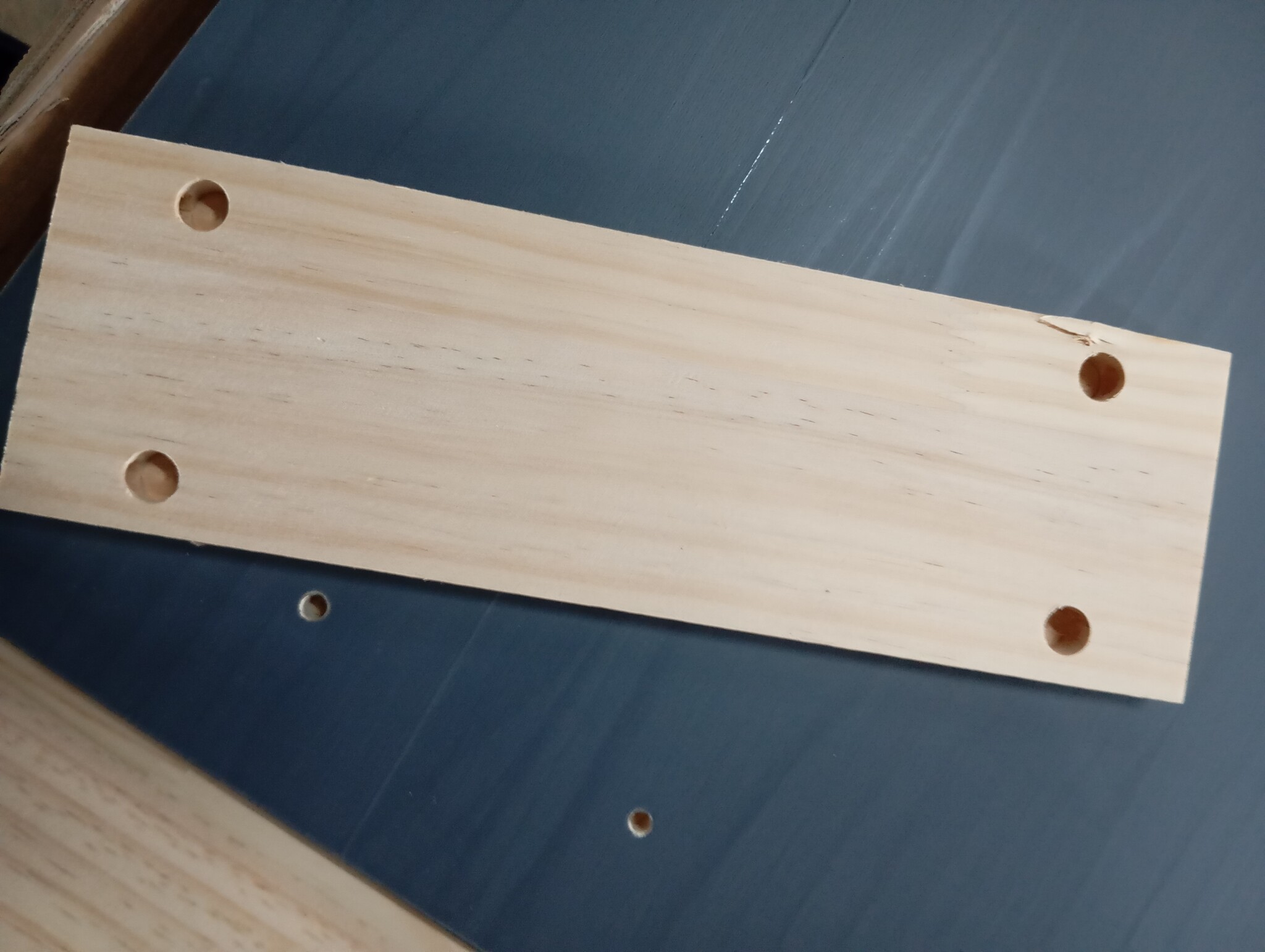 vidaXL Hoge kast 80x35x154 cm massief grenenhout grijs
