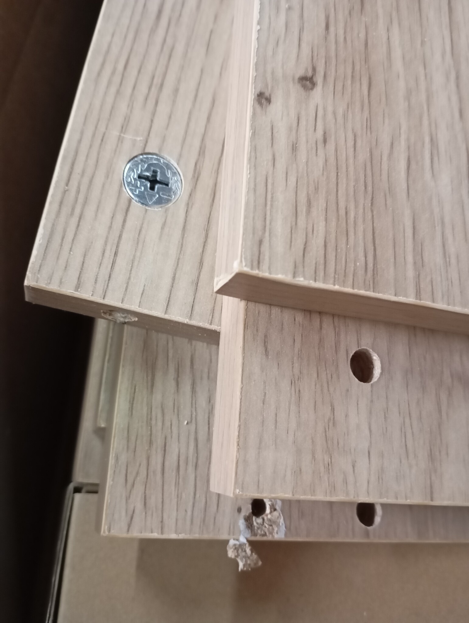 TV-kast Eikenkleurig Bewerkt Hout met 3 Deuren - 54% Korting