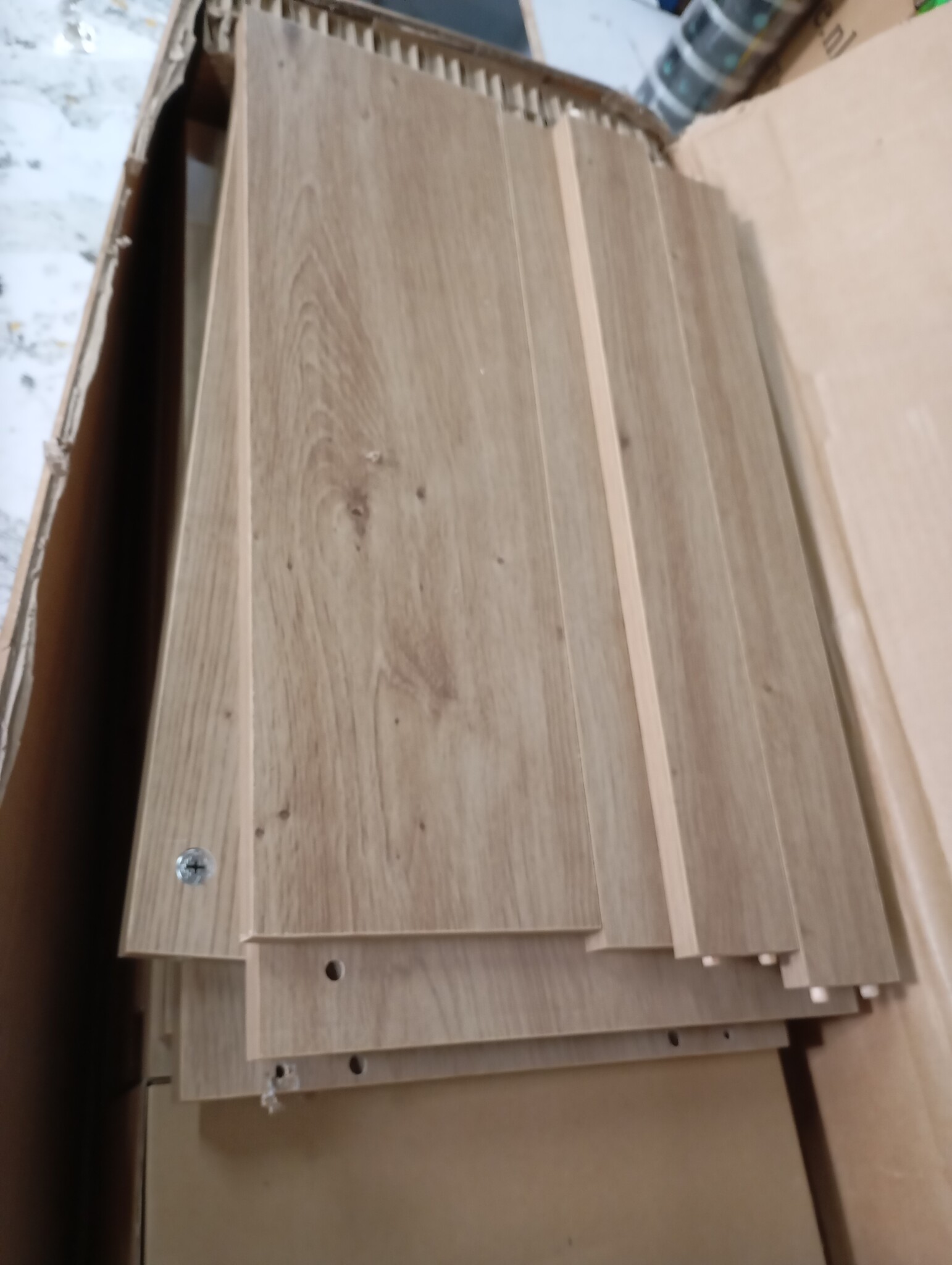 TV-kast Eikenkleurig Bewerkt Hout met 3 Deuren - 54% Korting
