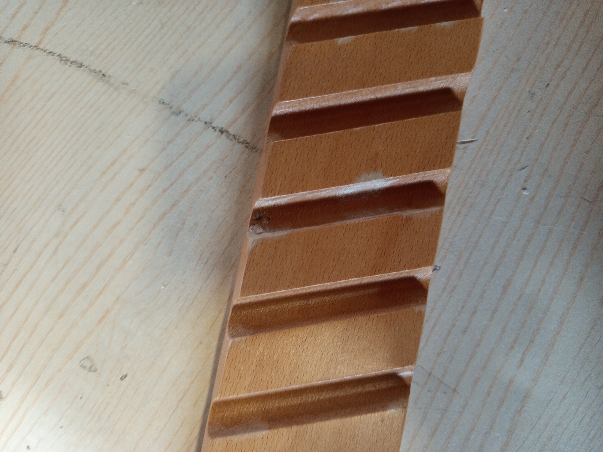 Hauck Alpha+ houten verstelbare kinderstoel met 5-punts harnas vanaf 6 maanden tot 90 kg, geschikt voor Hauck Alpha wipstoeltje vanaf de geboorte, meegroeistoel - natuur